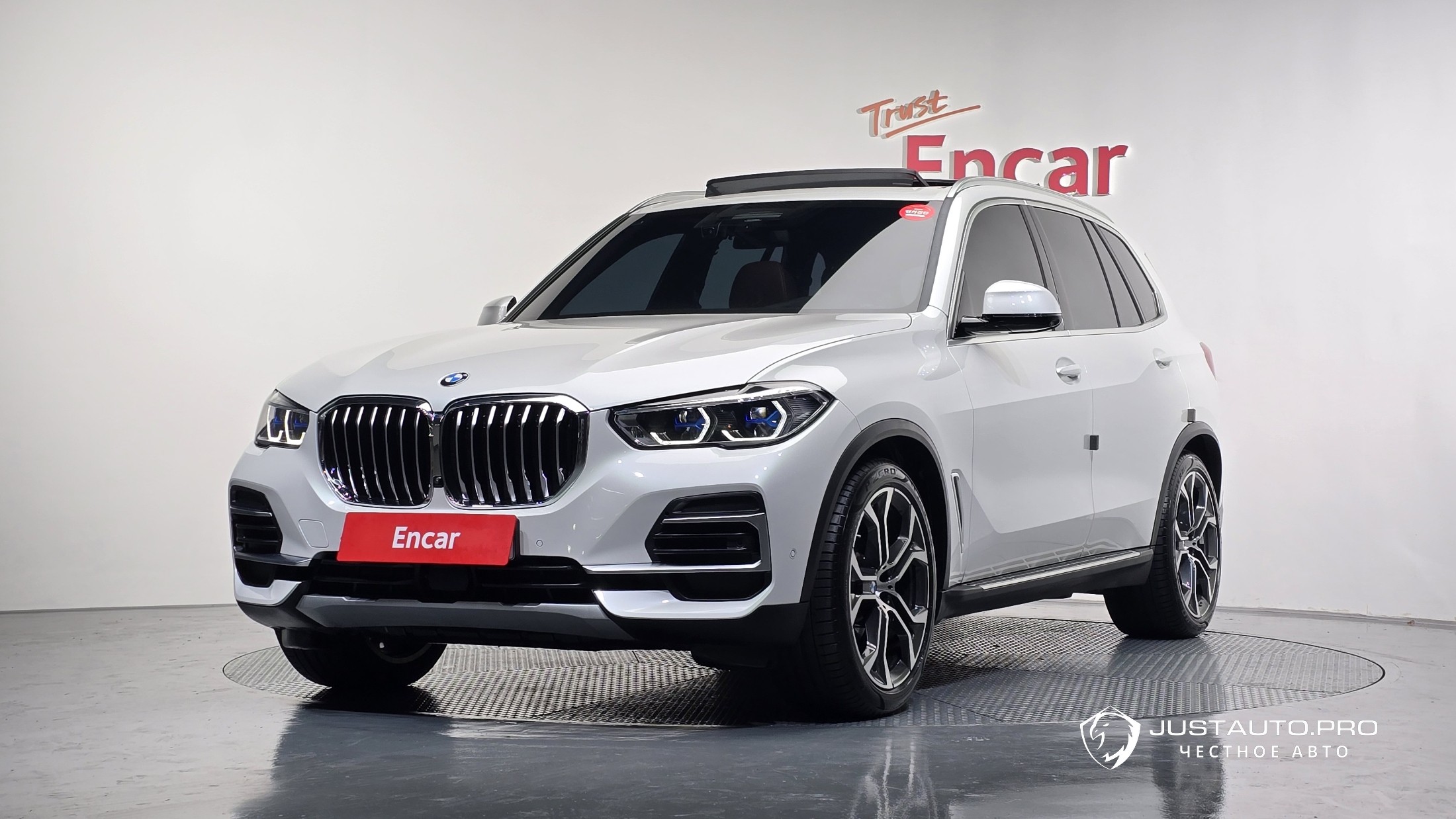 Автомобиль BMW X5