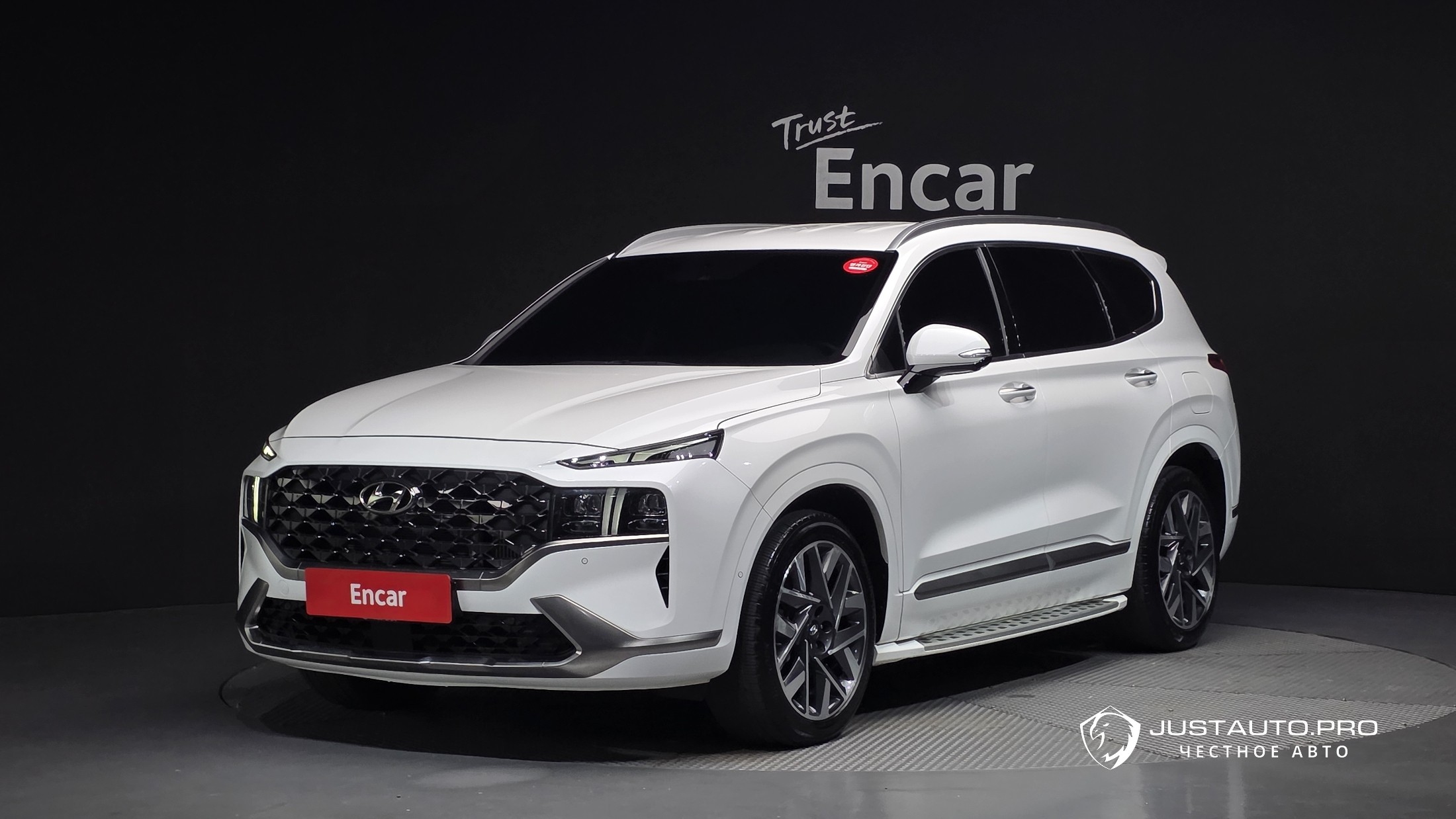 Автомобиль Hyundai Santafe