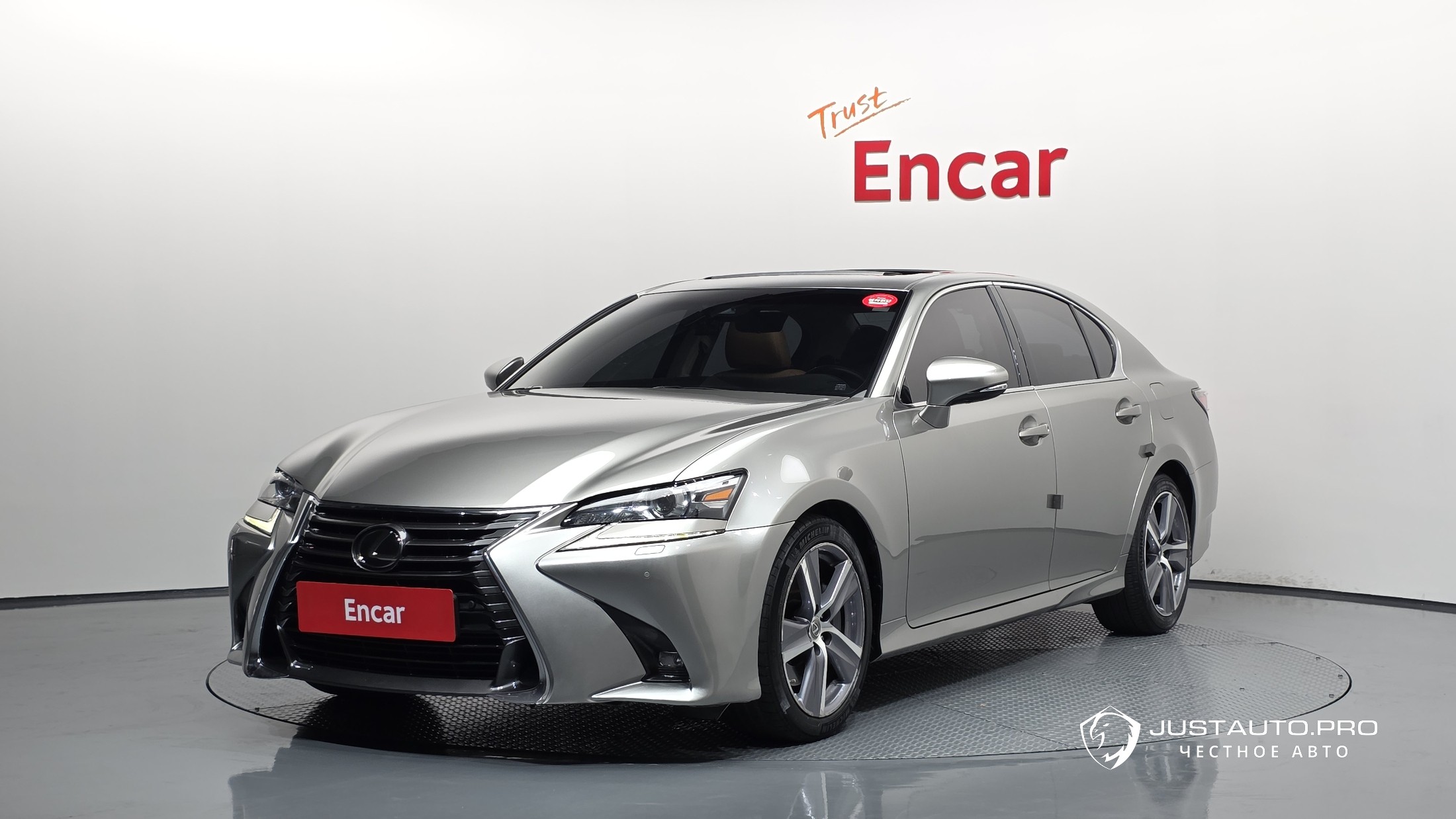 Автомобиль Lexus GS
