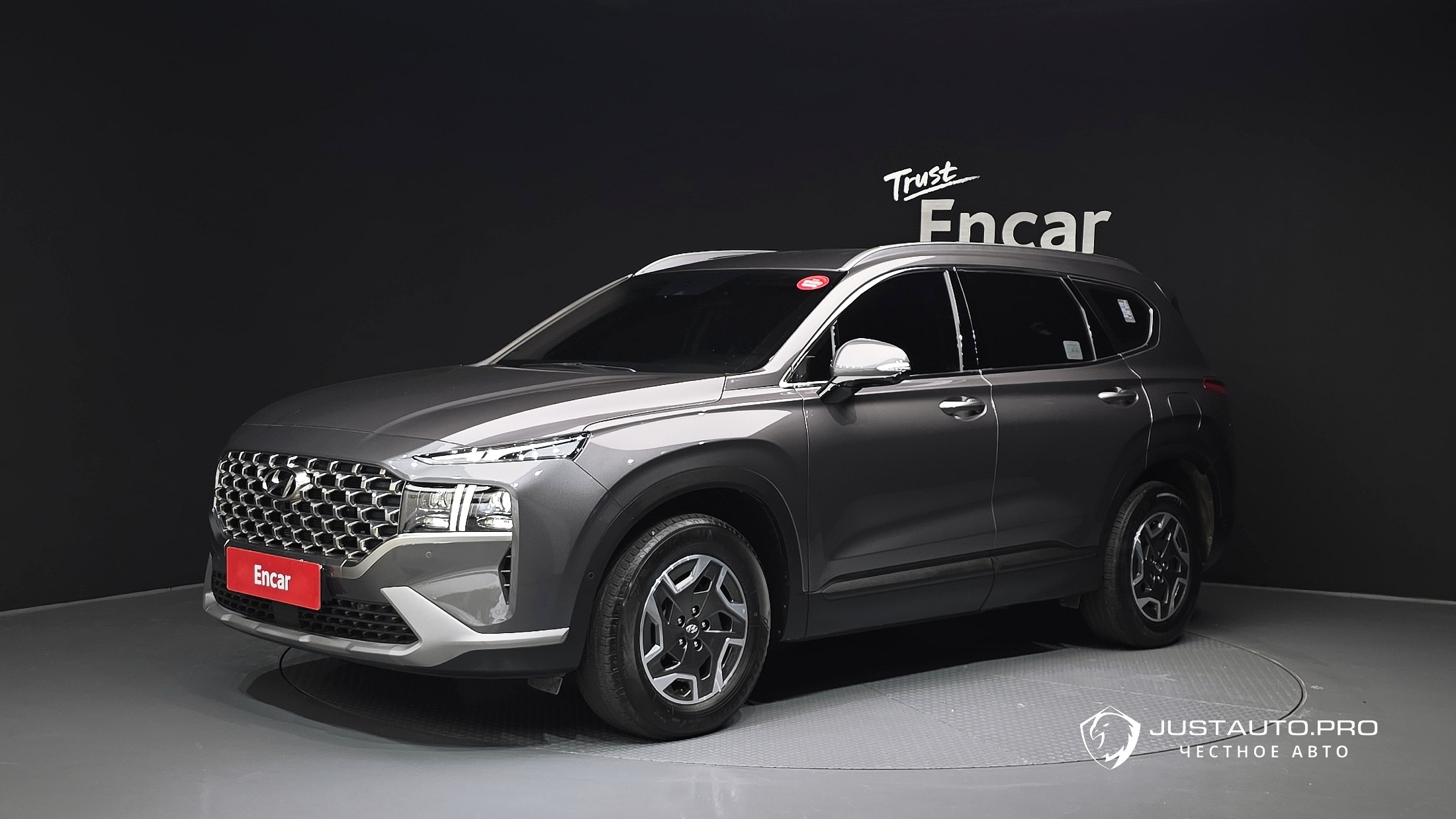 Автомобиль Hyundai Santafe