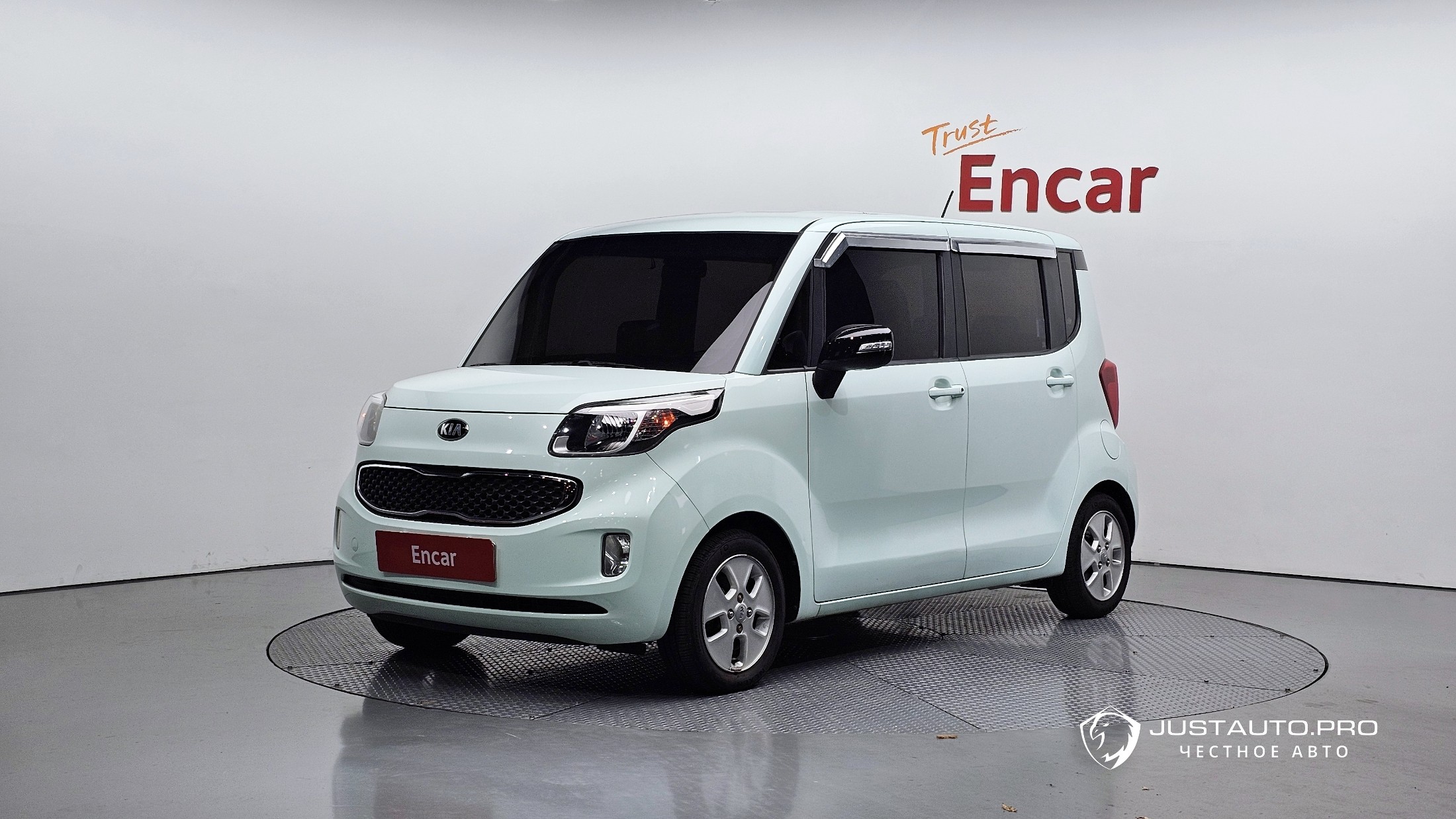 Автомобиль Kia RAY