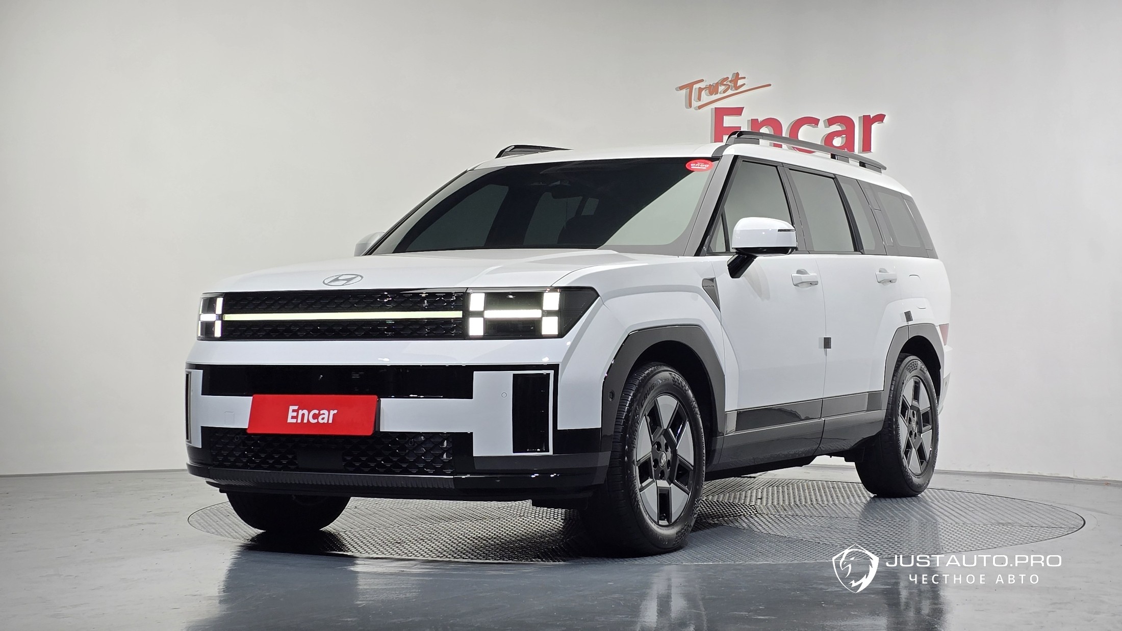 Автомобиль Hyundai Santafe