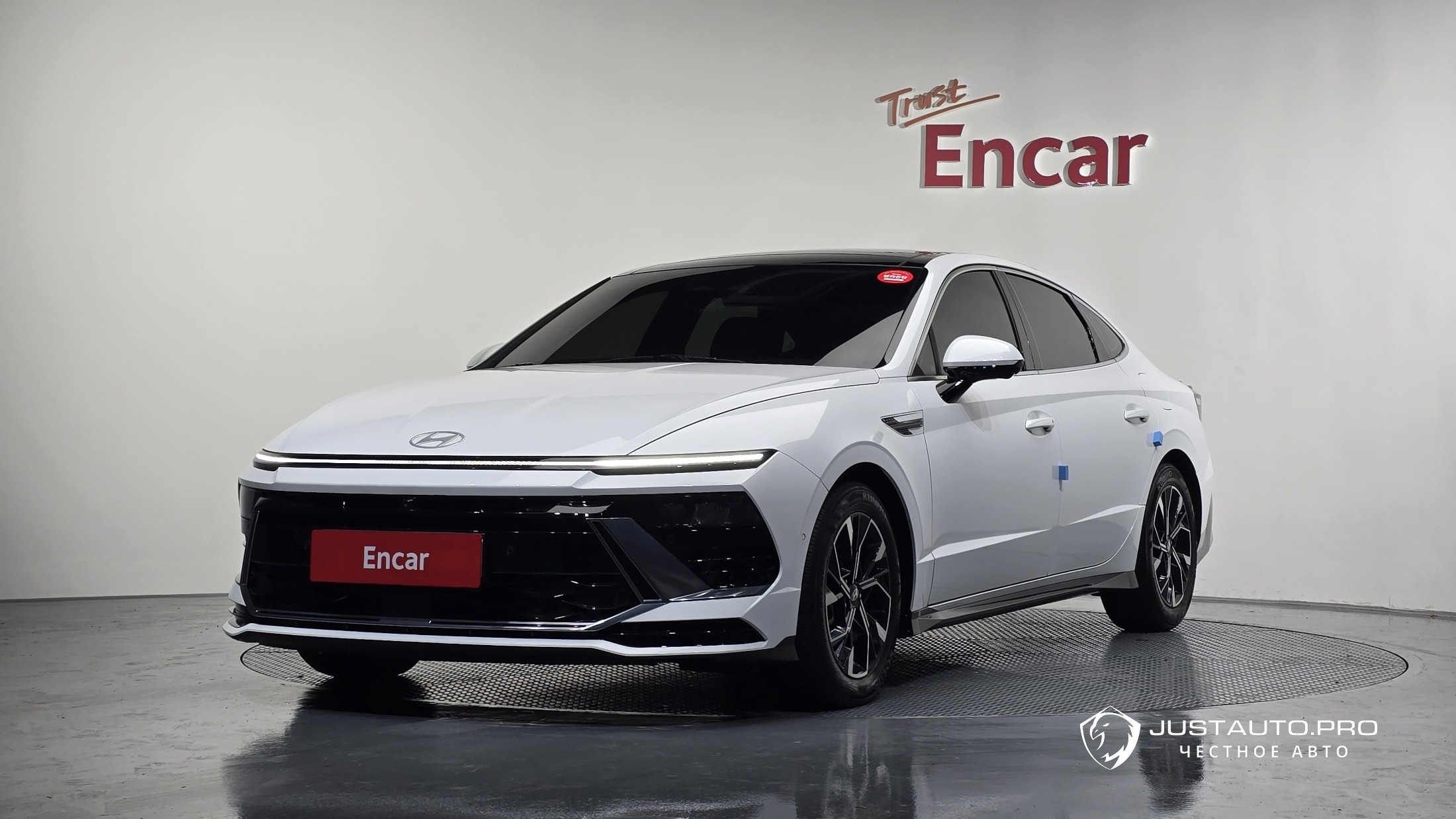 Автомобиль Hyundai Sonata