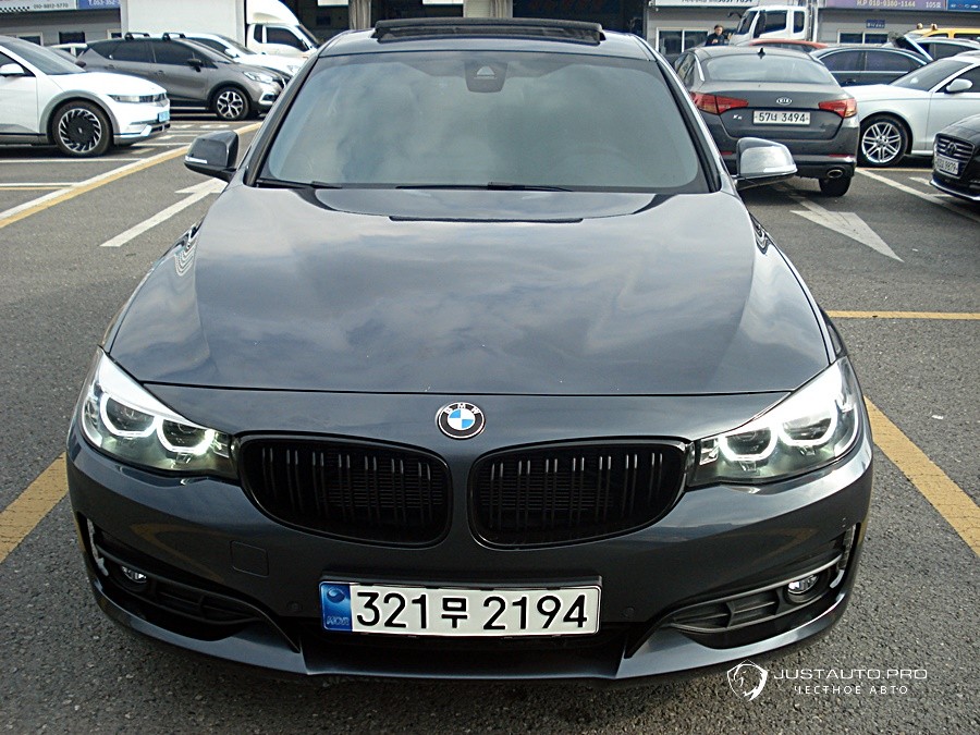 Автомобиль BMW Gran Turismo