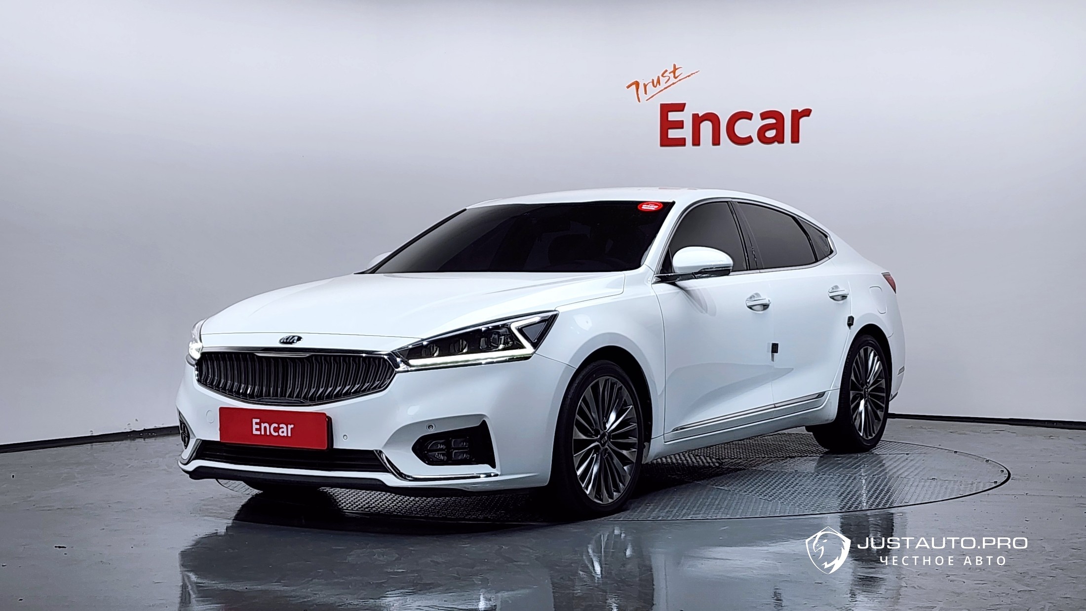 Автомобиль Kia K7