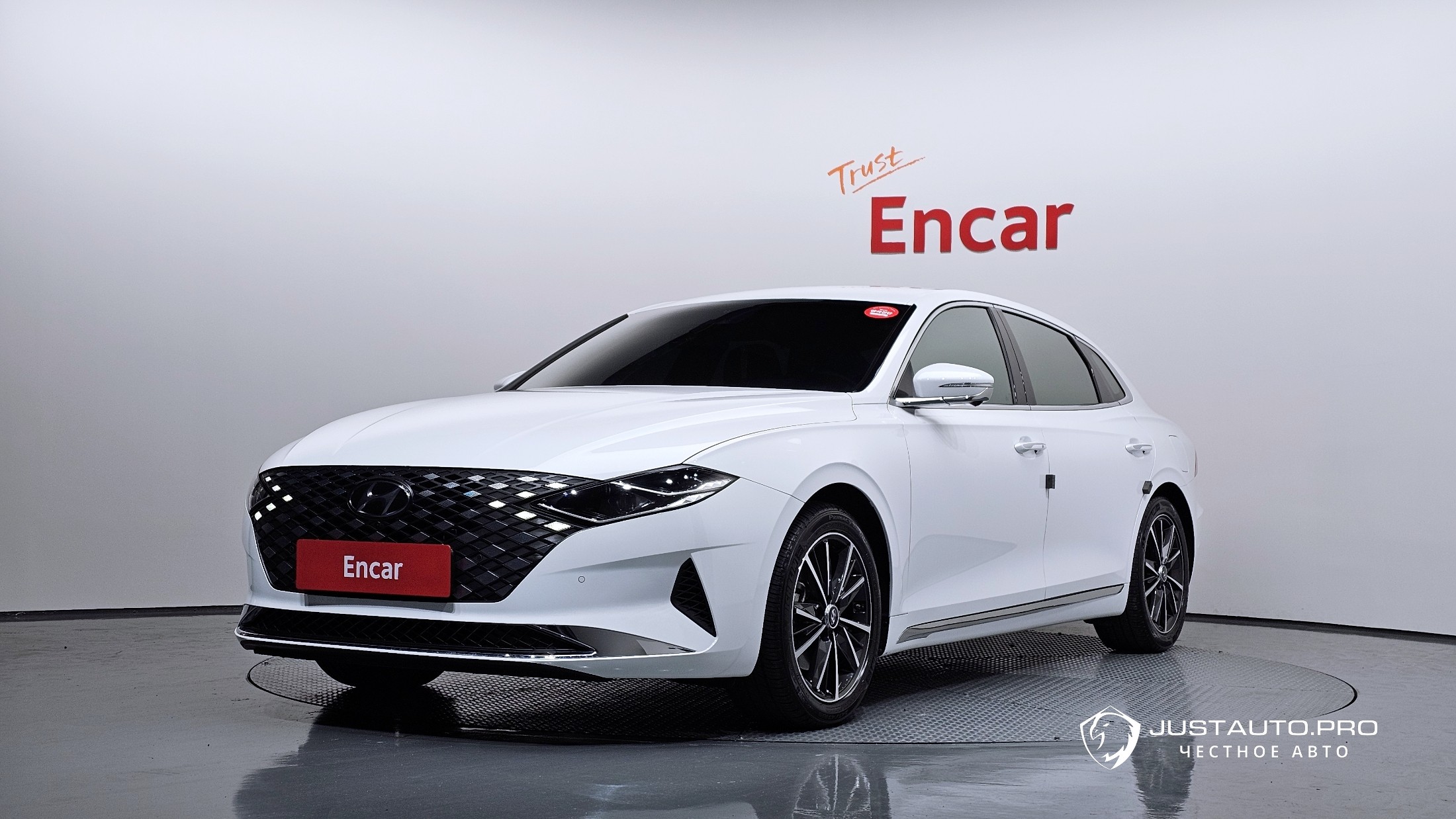 Автомобиль Hyundai Grandeur