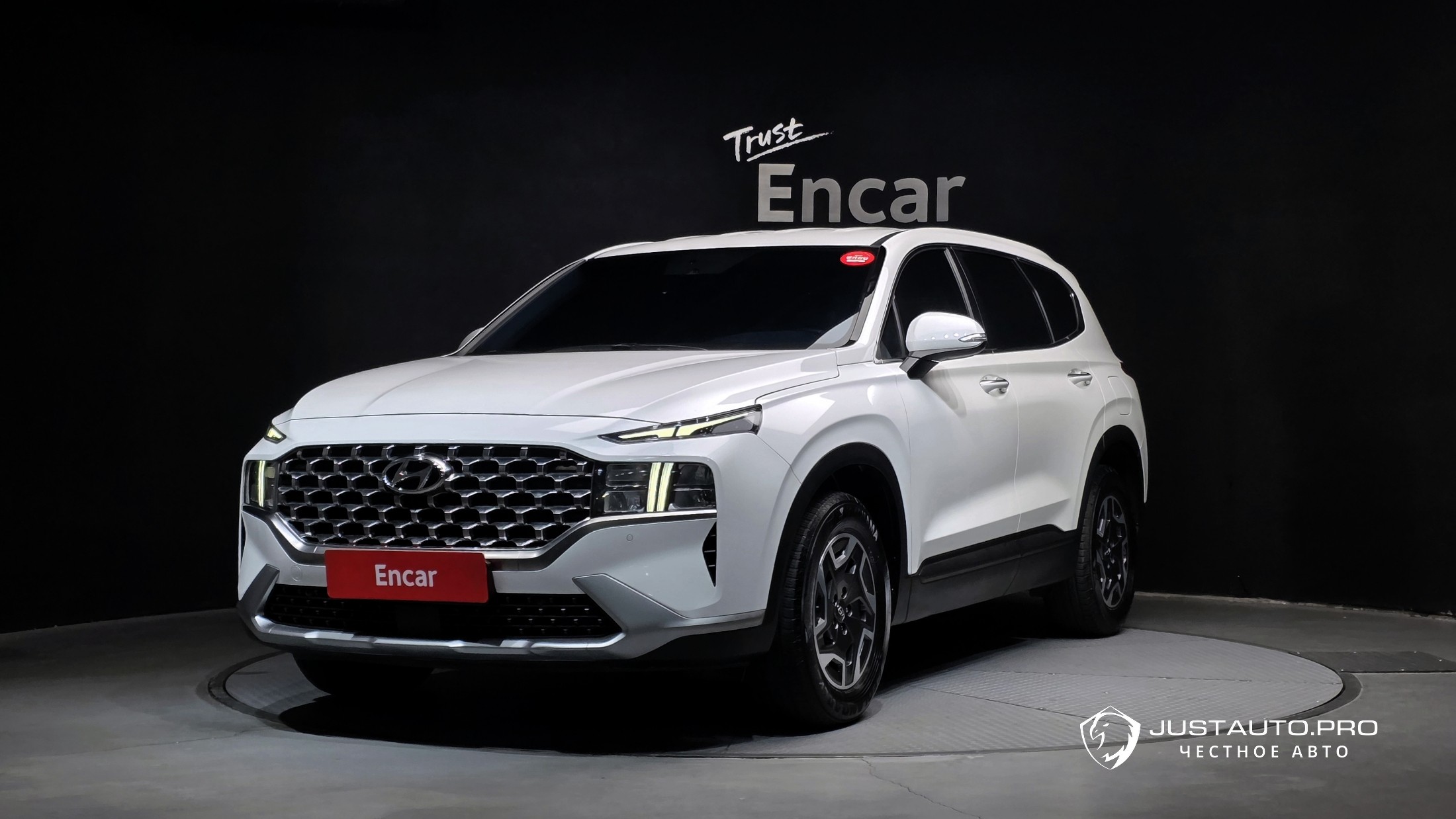 Автомобиль Hyundai Santafe