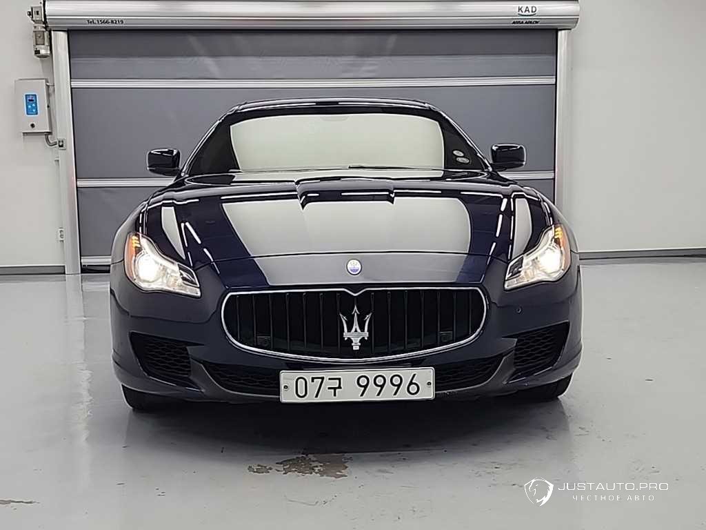 Автомобиль Maserati Quattroporte