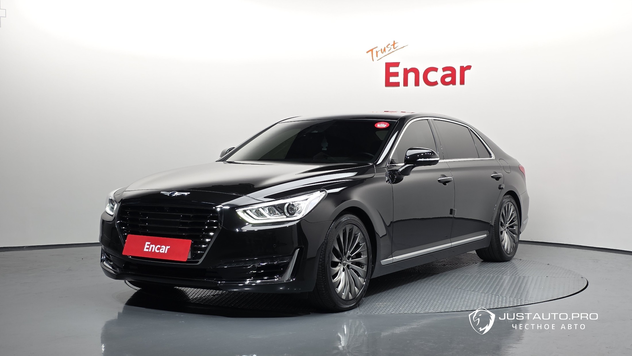 Автомобиль Genesis EQ900