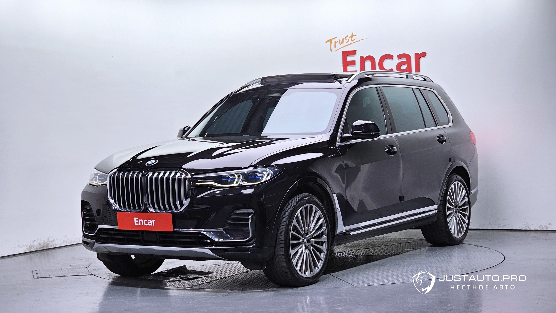 Автомобиль BMW X7