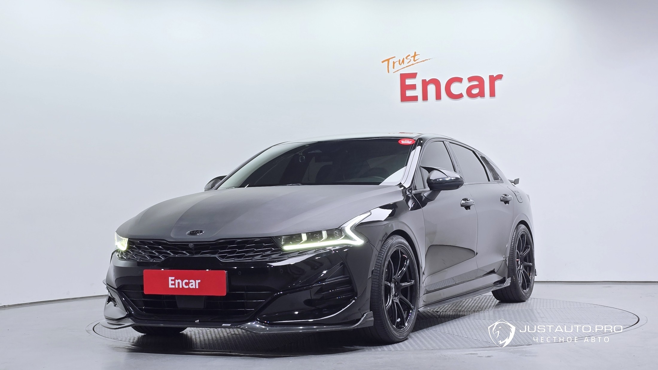 Автомобиль Kia K5