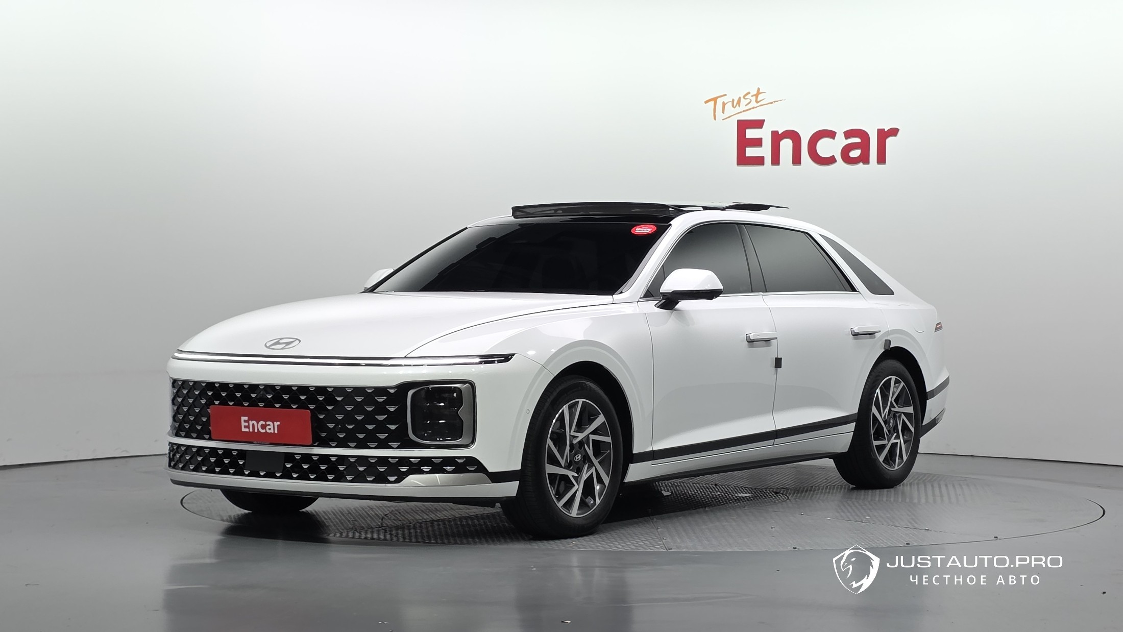 Автомобиль Hyundai Grandeur