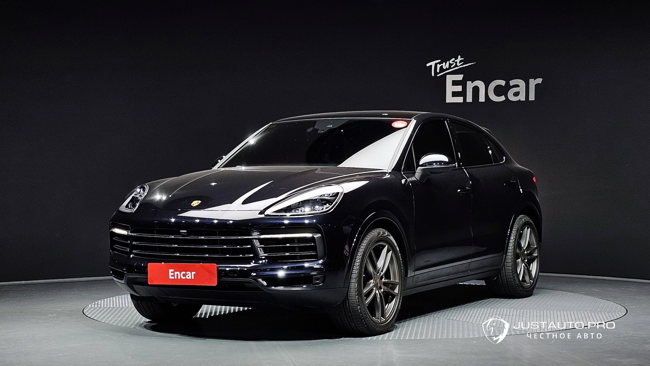 Автомобиль Porsche Cayenne