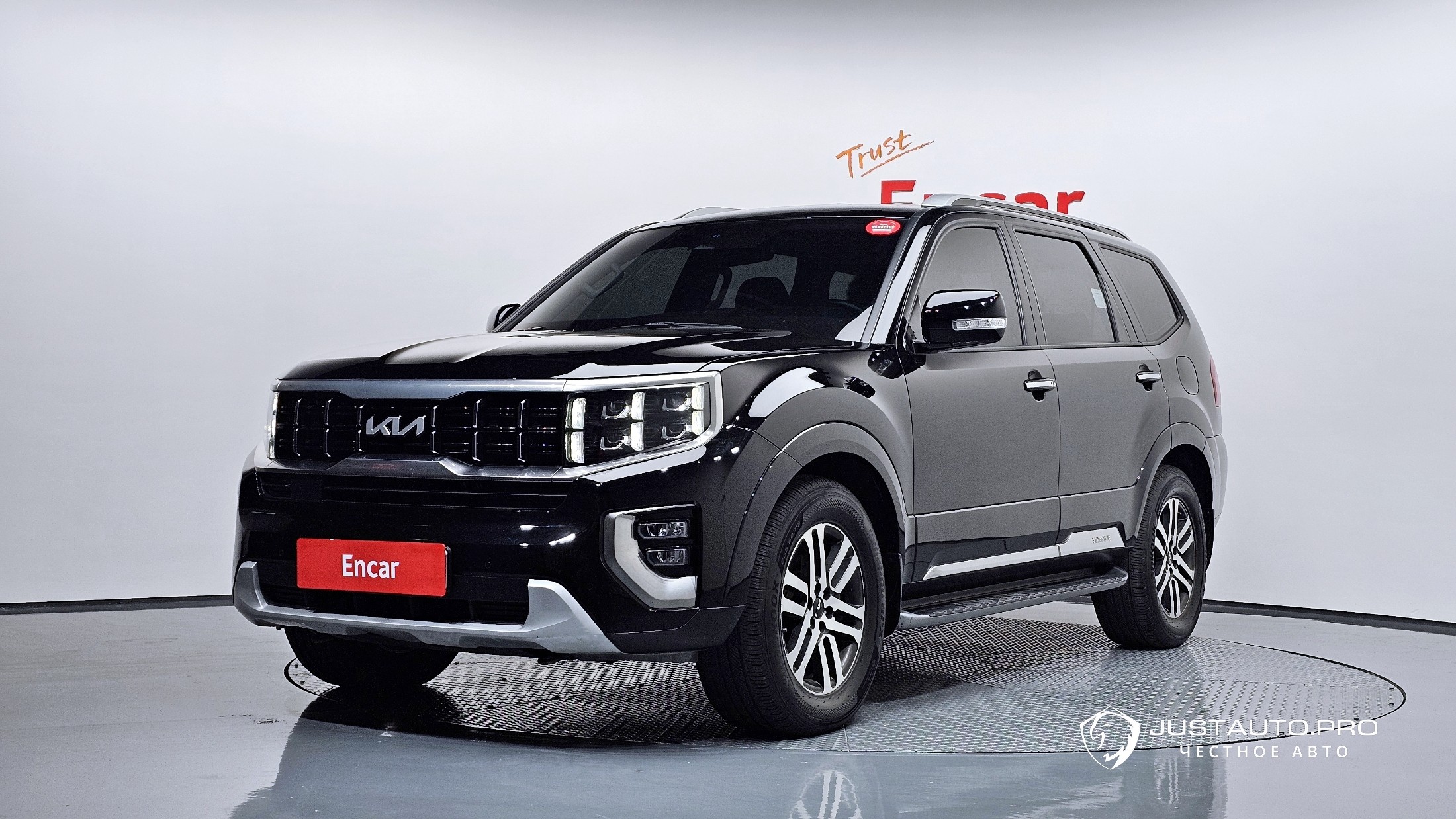 Автомобиль Kia Mohave