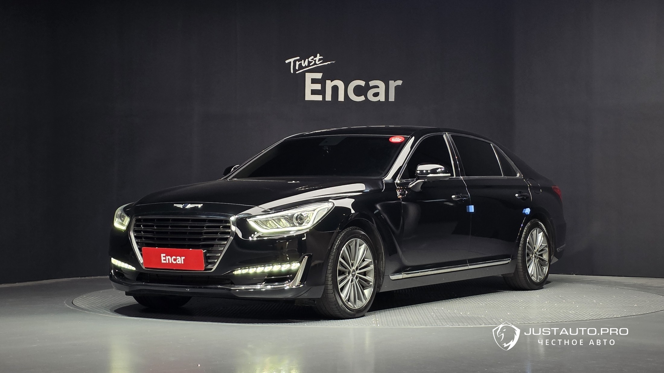 Автомобиль Genesis EQ900