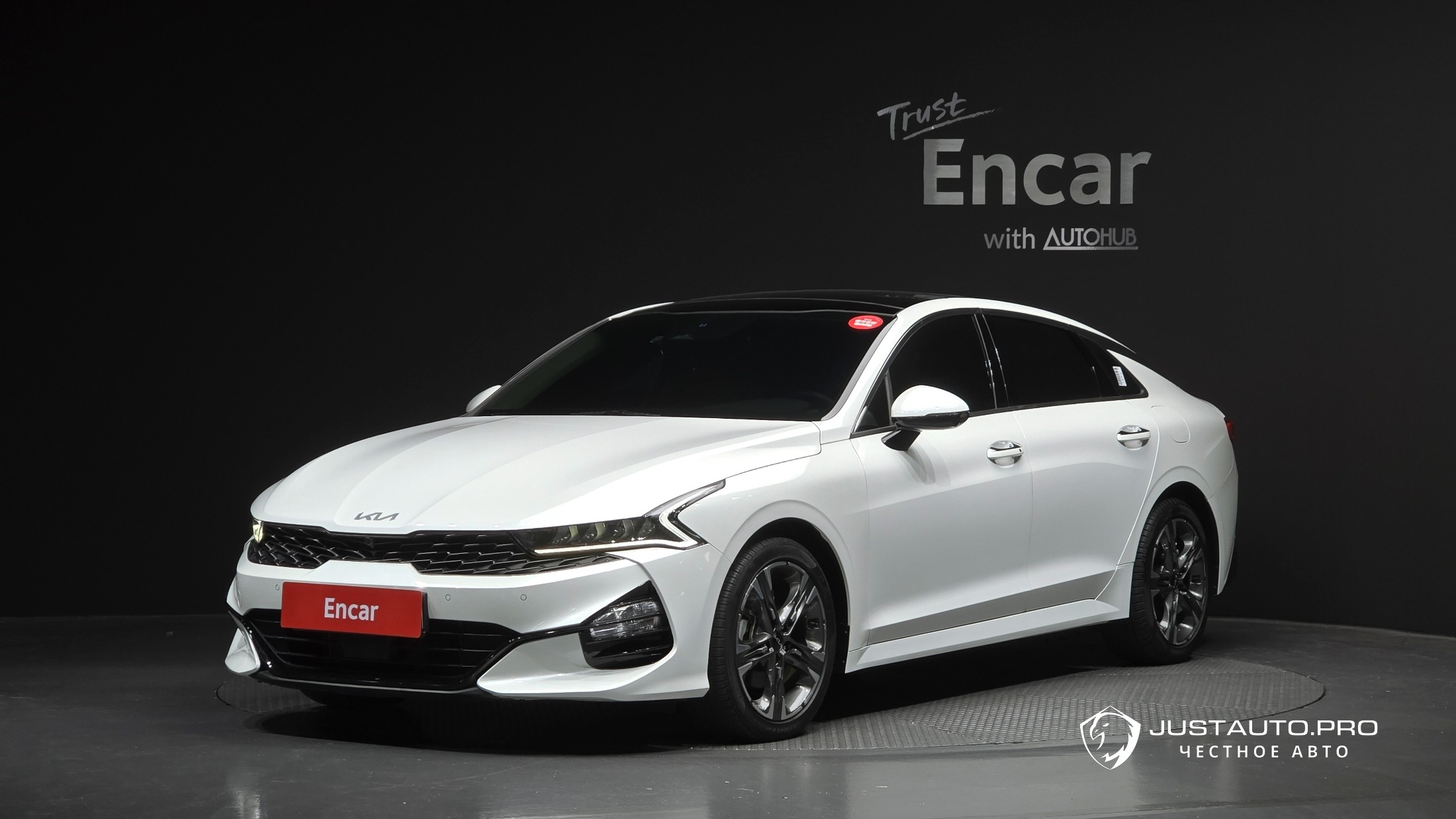 Автомобиль Kia K5