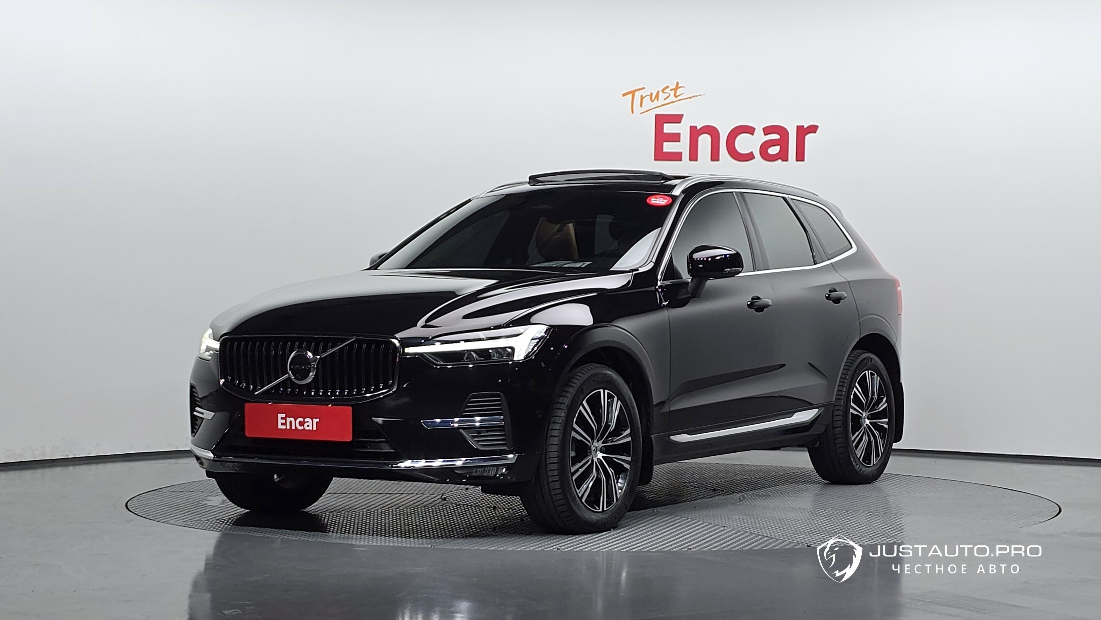 Автомобиль Volvo XC60