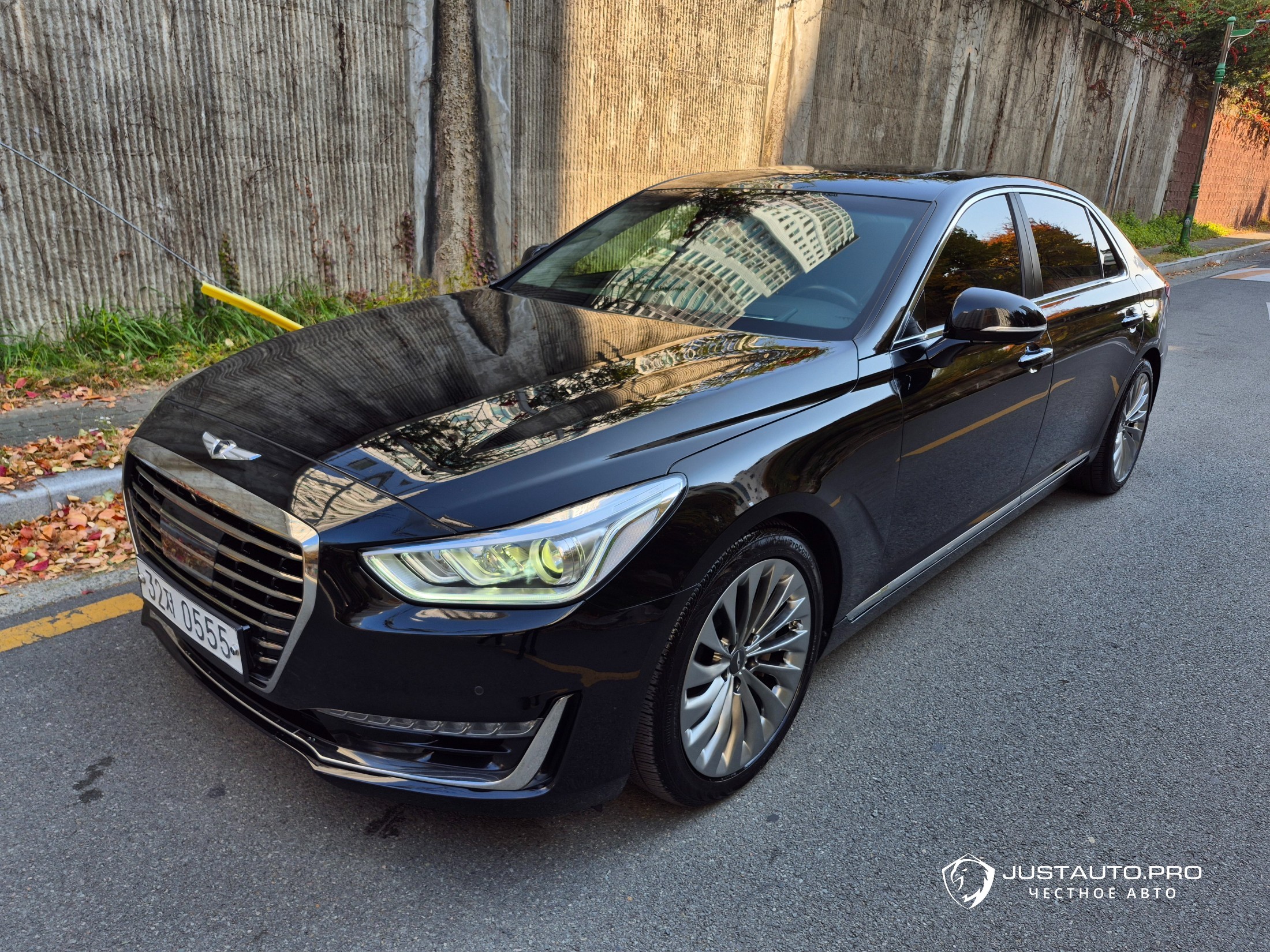 Автомобиль Genesis EQ900