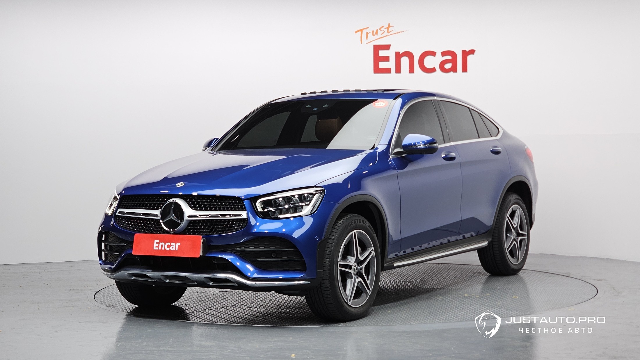 Автомобиль Mercedes-Benz GLC-Class