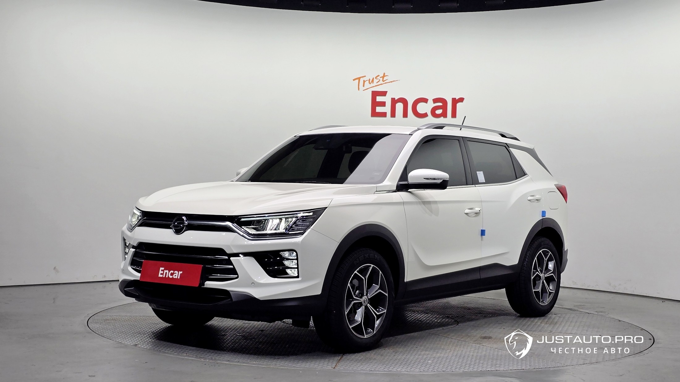 Автомобиль KG_Mobility_Ssangyong KORANDO