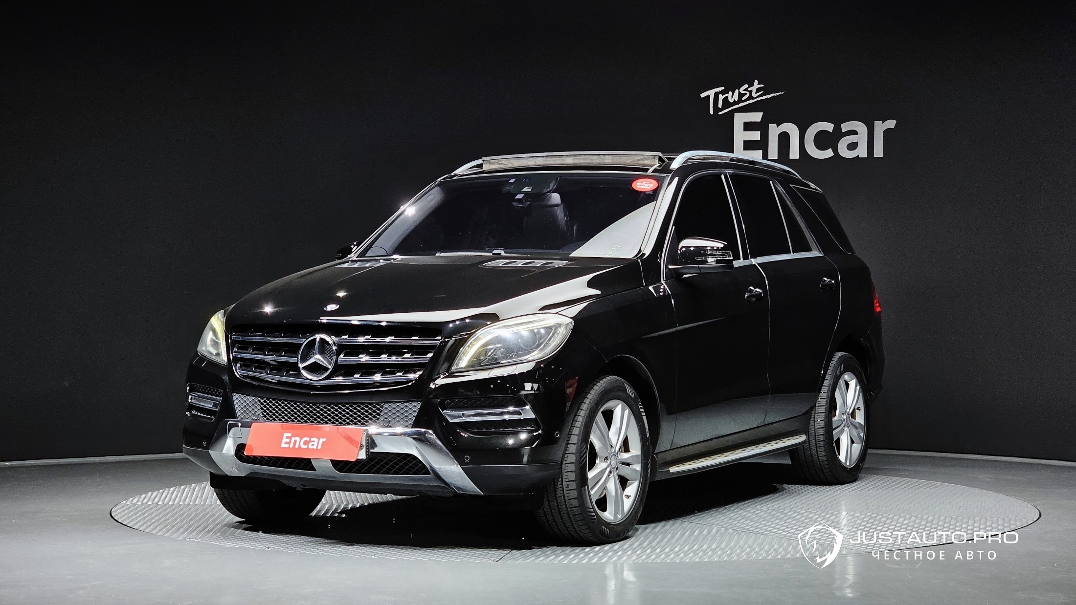 Автомобиль Mercedes-Benz M-class