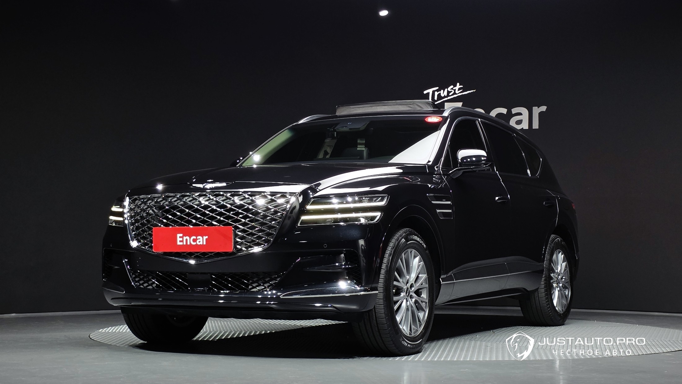 Автомобиль Genesis GV80