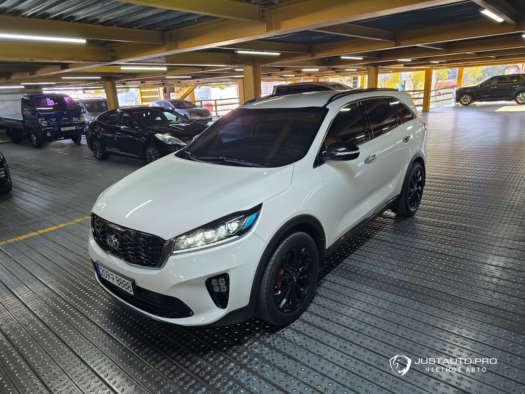 Автомобиль Kia Sorento