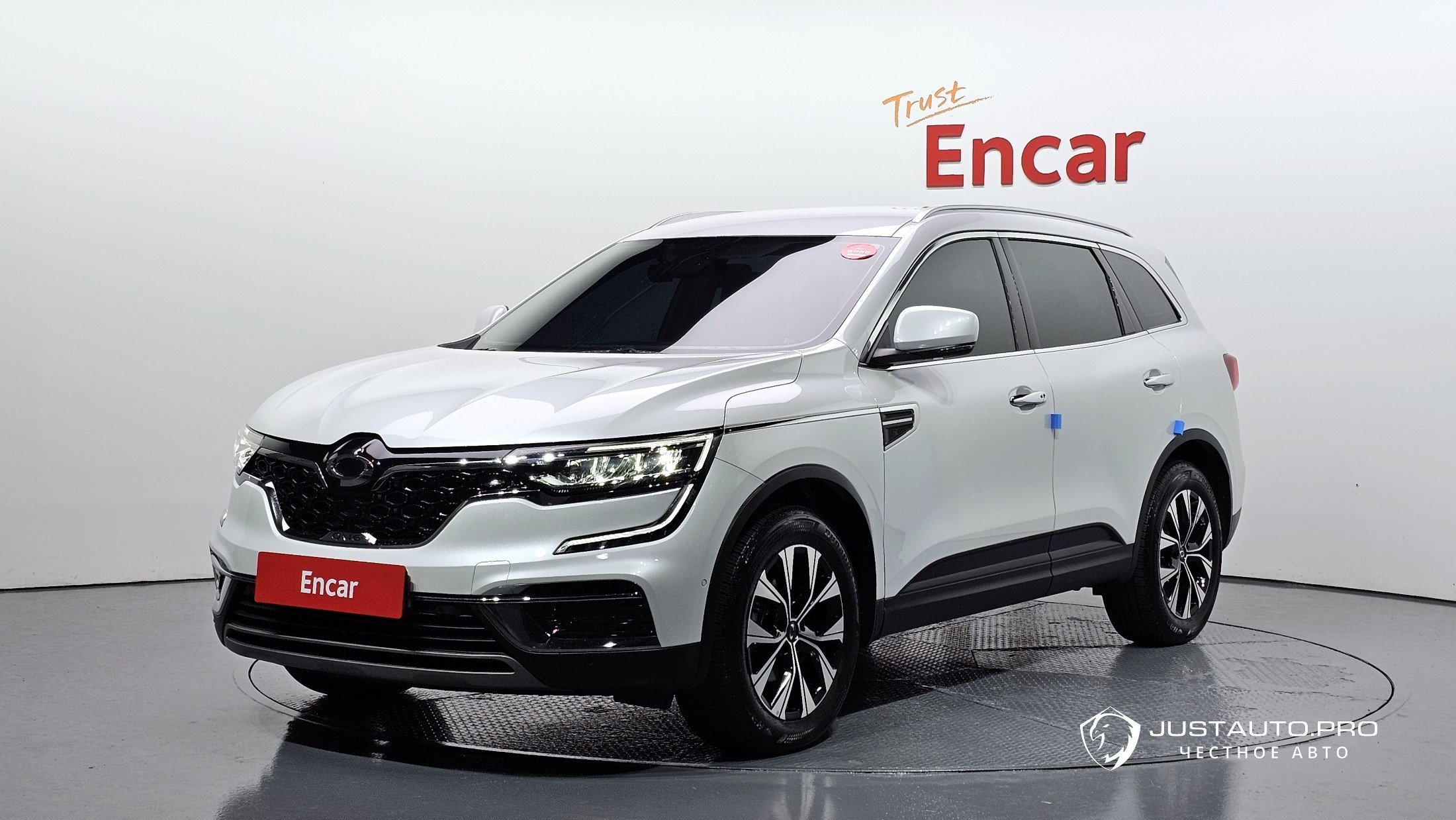 Автомобиль Renault-KoreaSamsung QM6