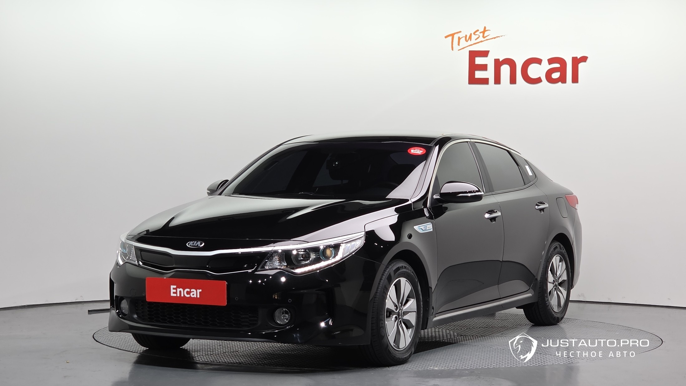 Автомобиль Kia K5