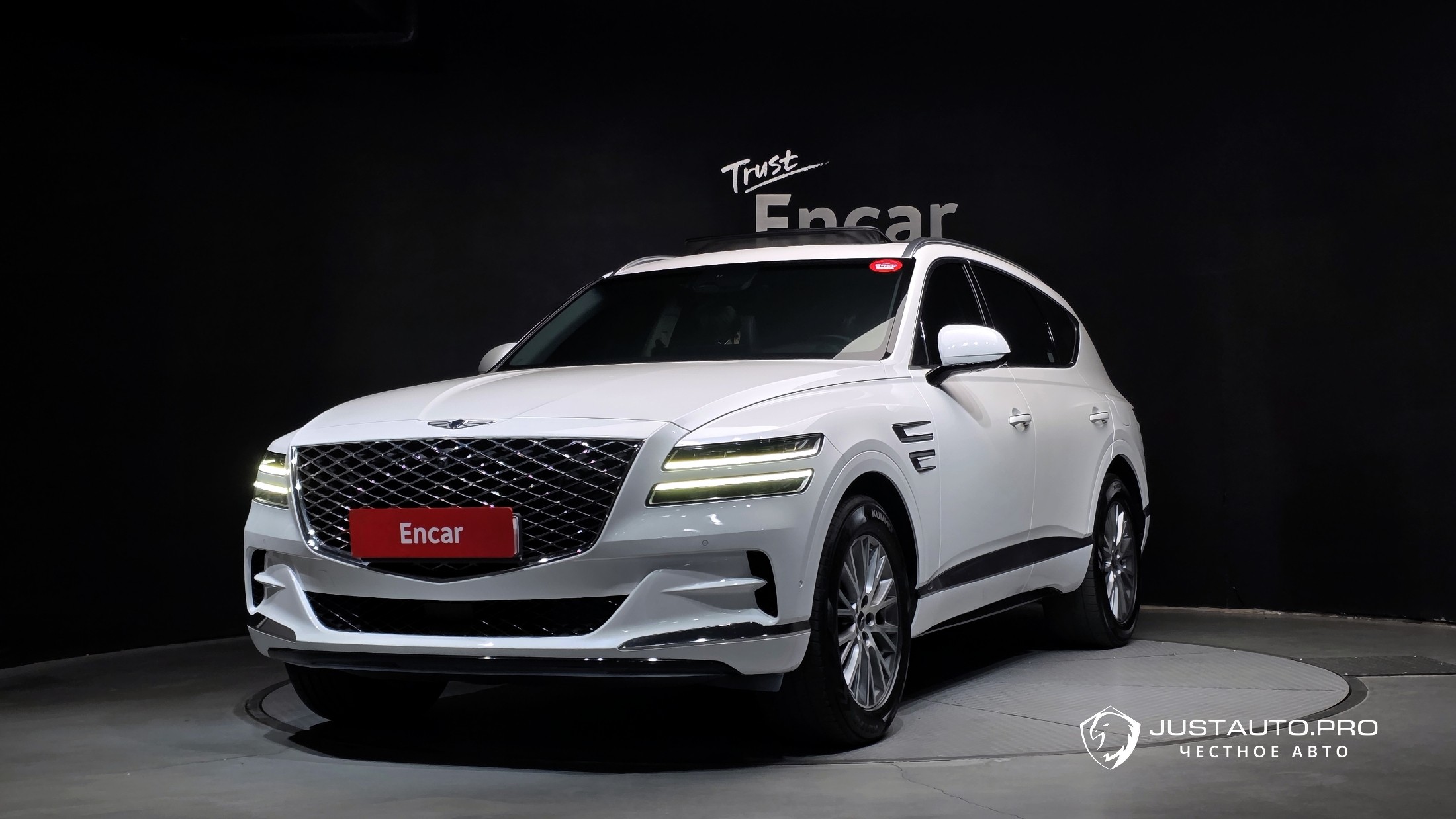 Автомобиль Genesis GV80