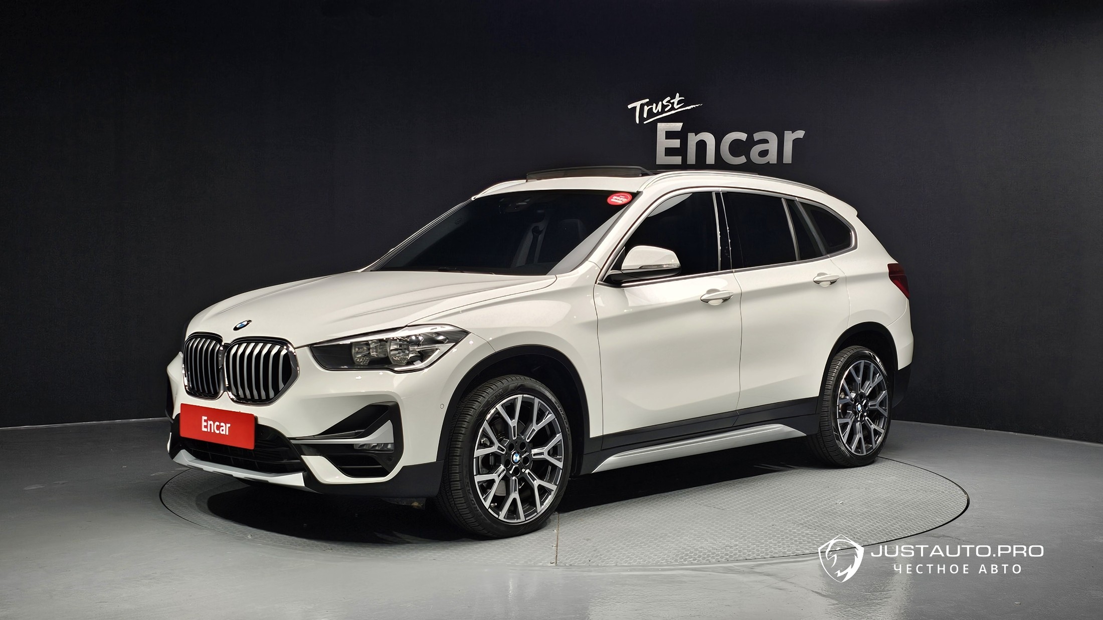 Автомобиль BMW X1