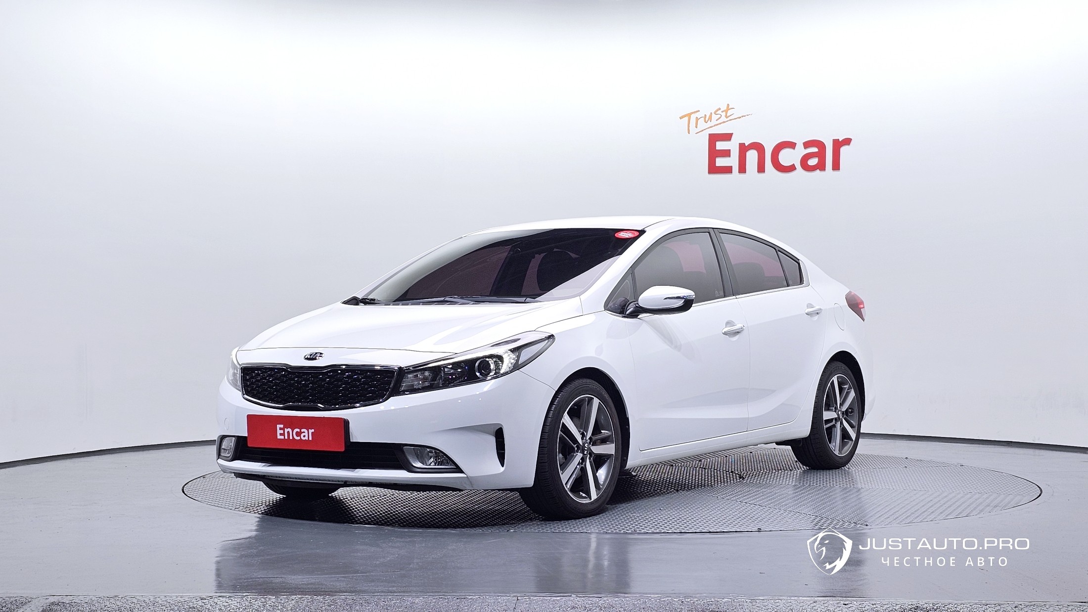 Автомобиль Kia K3