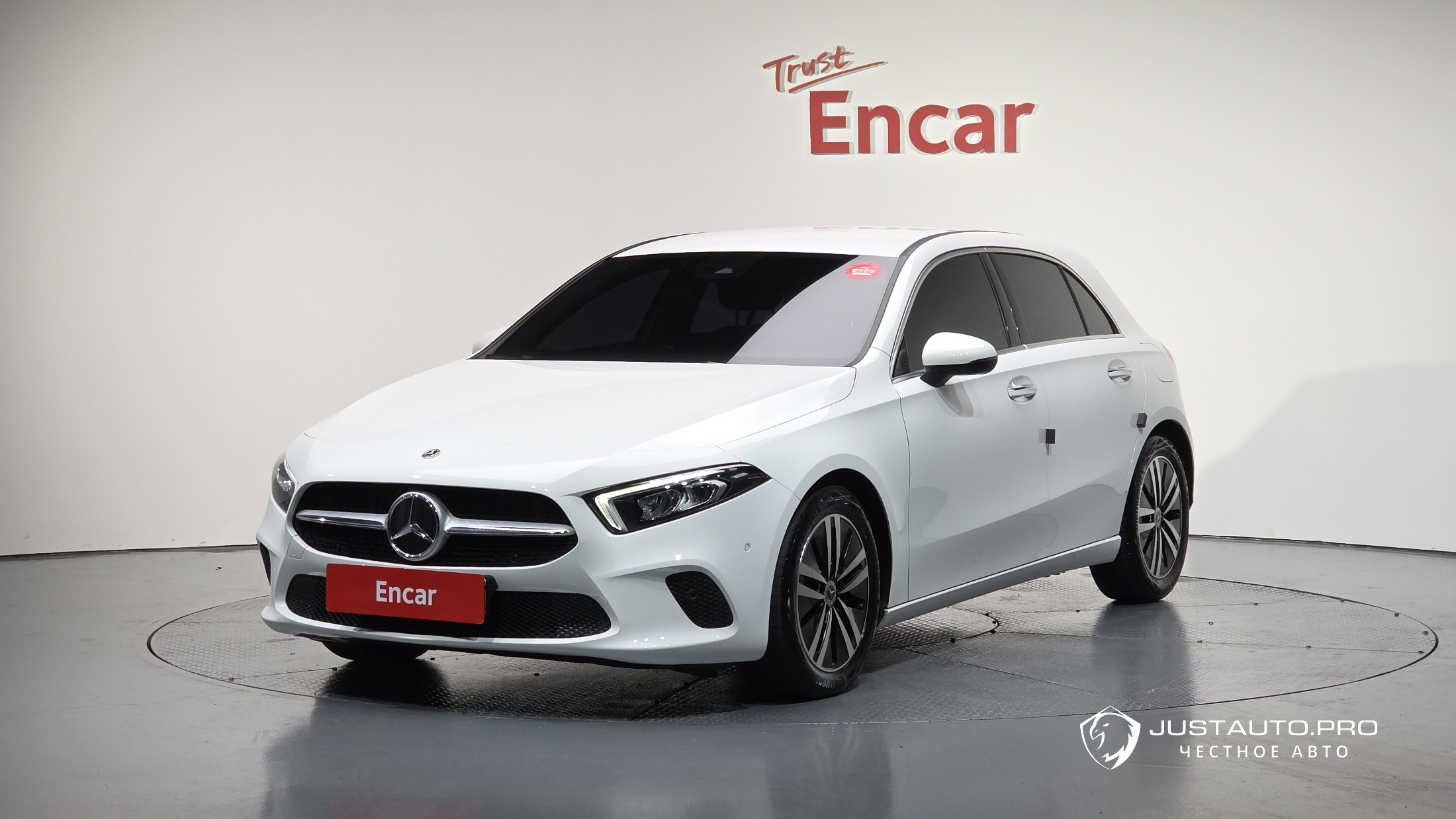 Автомобиль Mercedes-Benz A-Class
