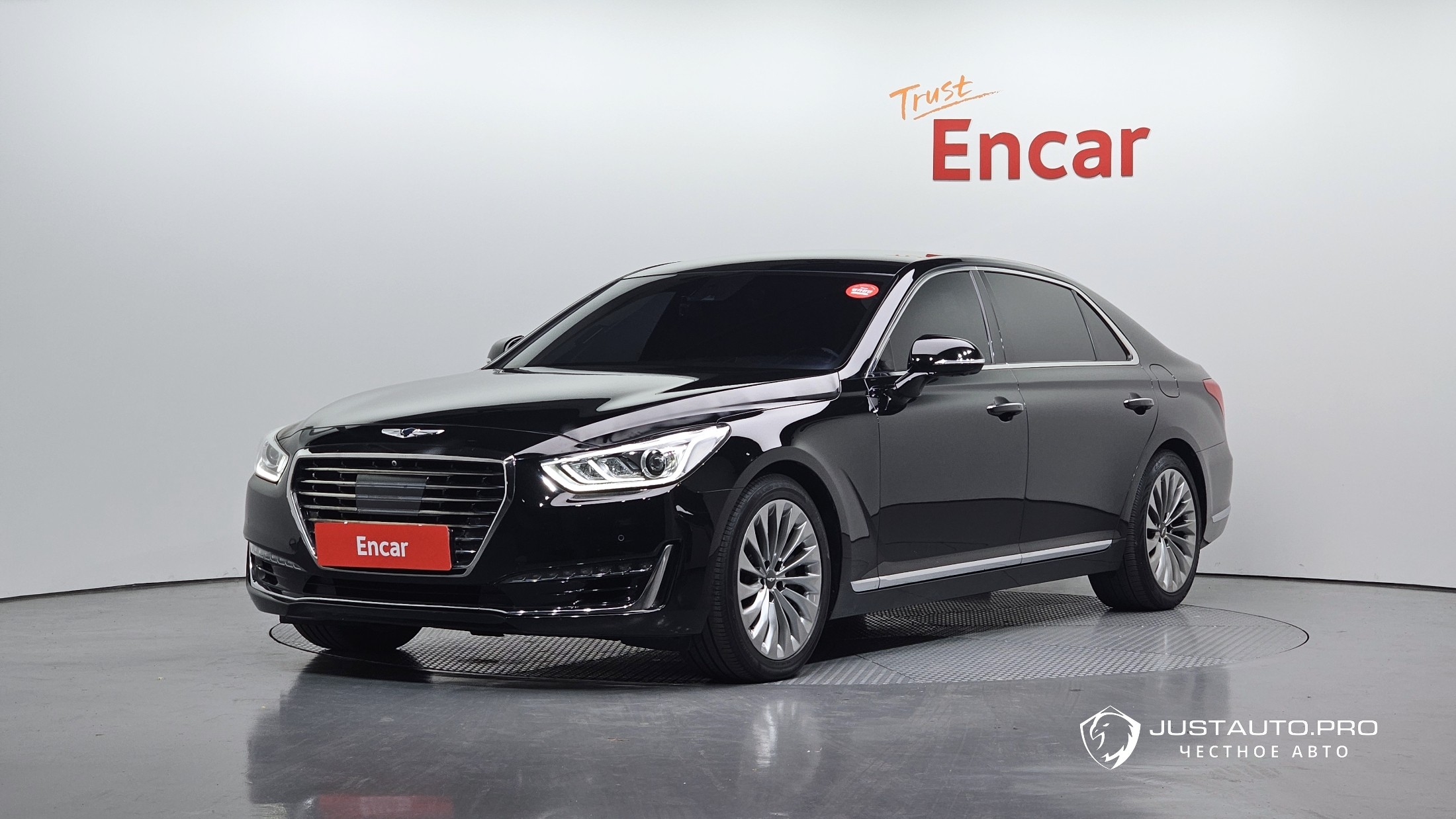 Автомобиль Genesis EQ900