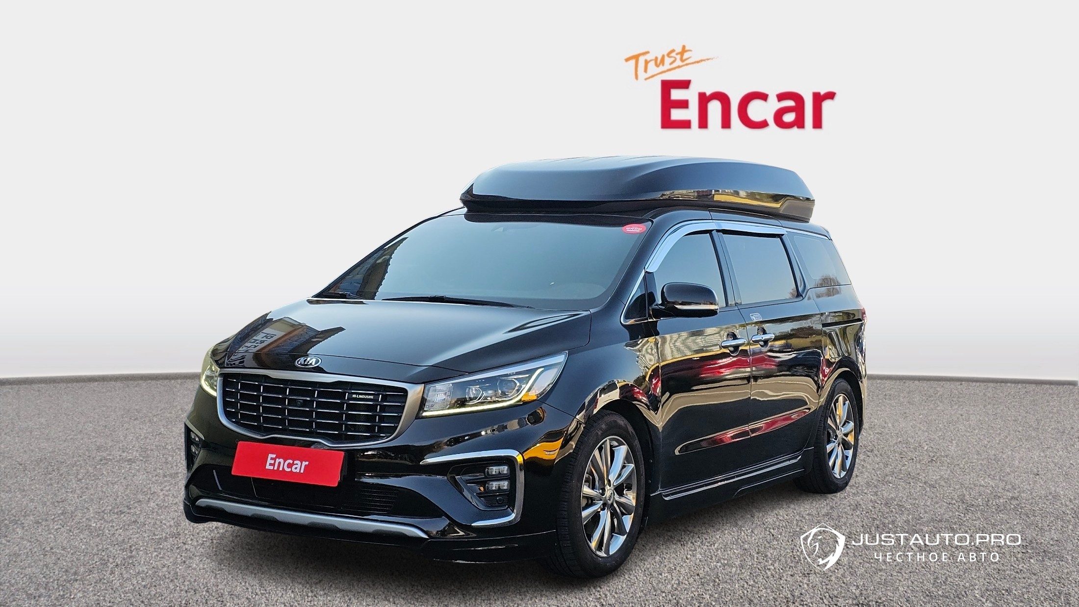 Автомобиль Kia Canival