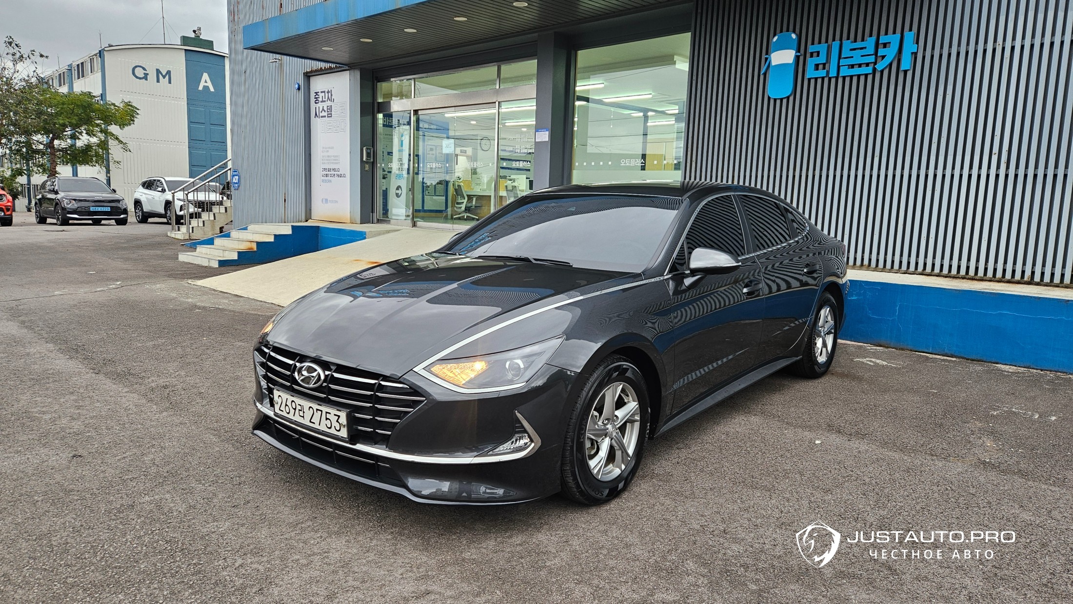 Автомобиль Hyundai Sonata