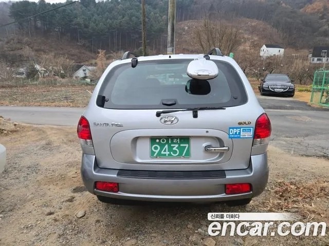 Автомобиль Hyundai Santafe