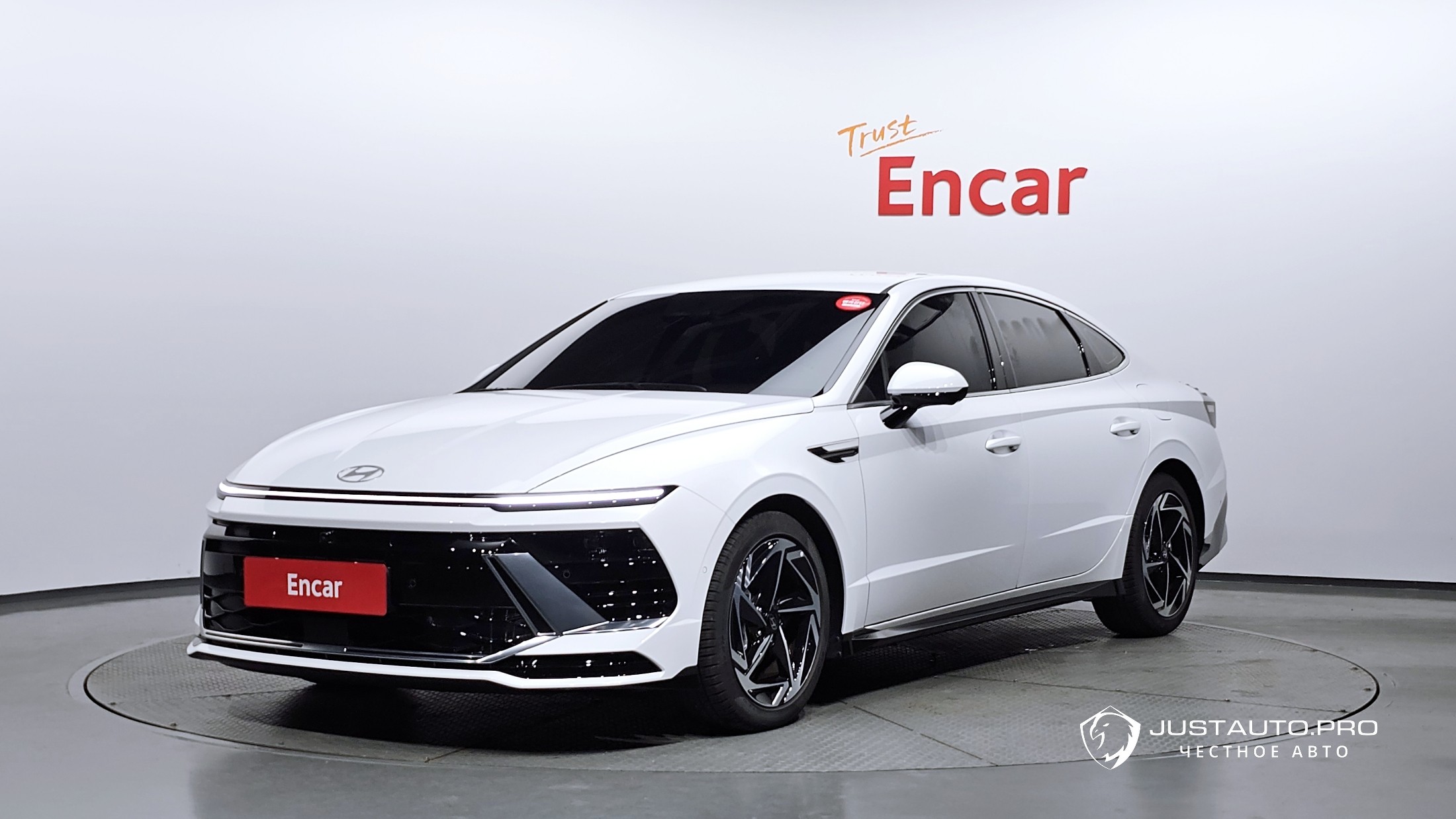 Автомобиль Hyundai Sonata