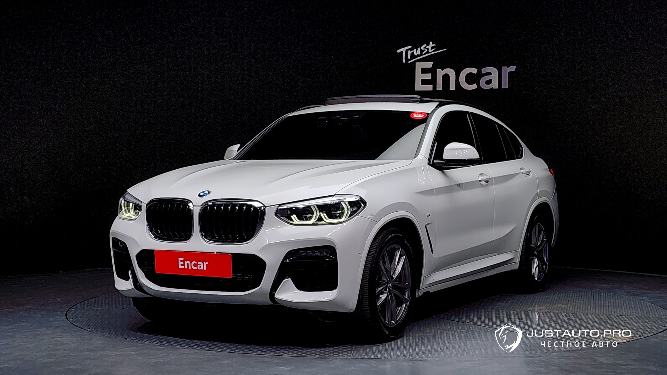 Автомобиль BMW X4