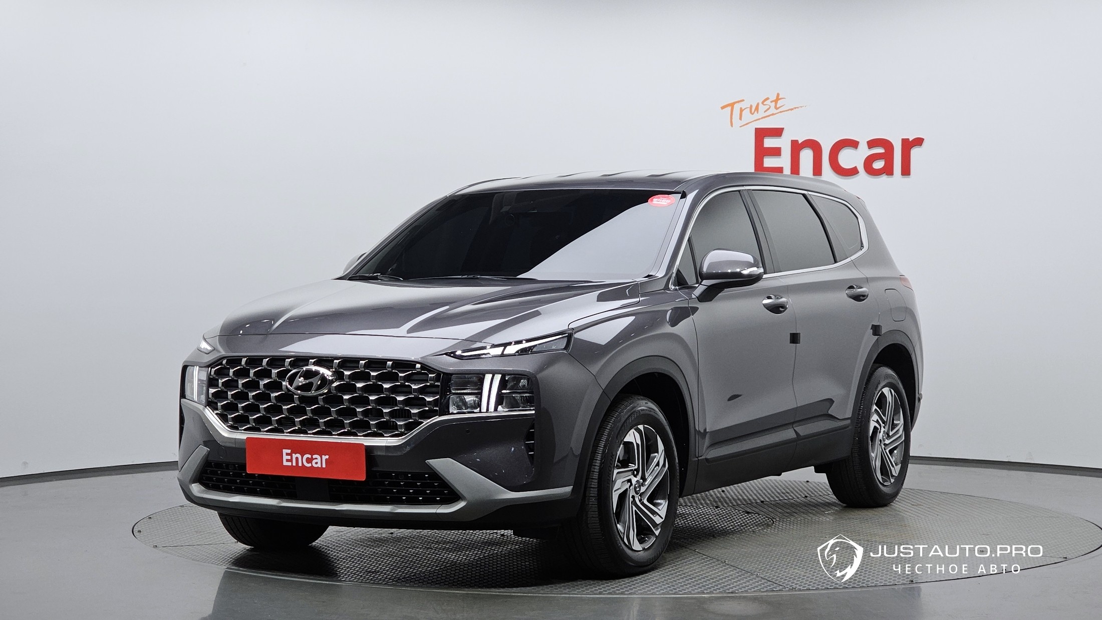 Автомобиль Hyundai Santafe