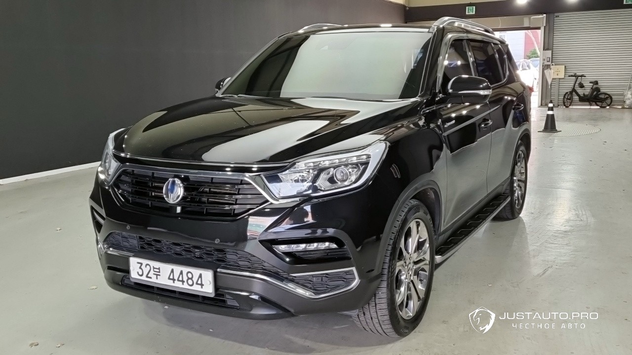 Автомобиль KG_Mobility_Ssangyong Rexton