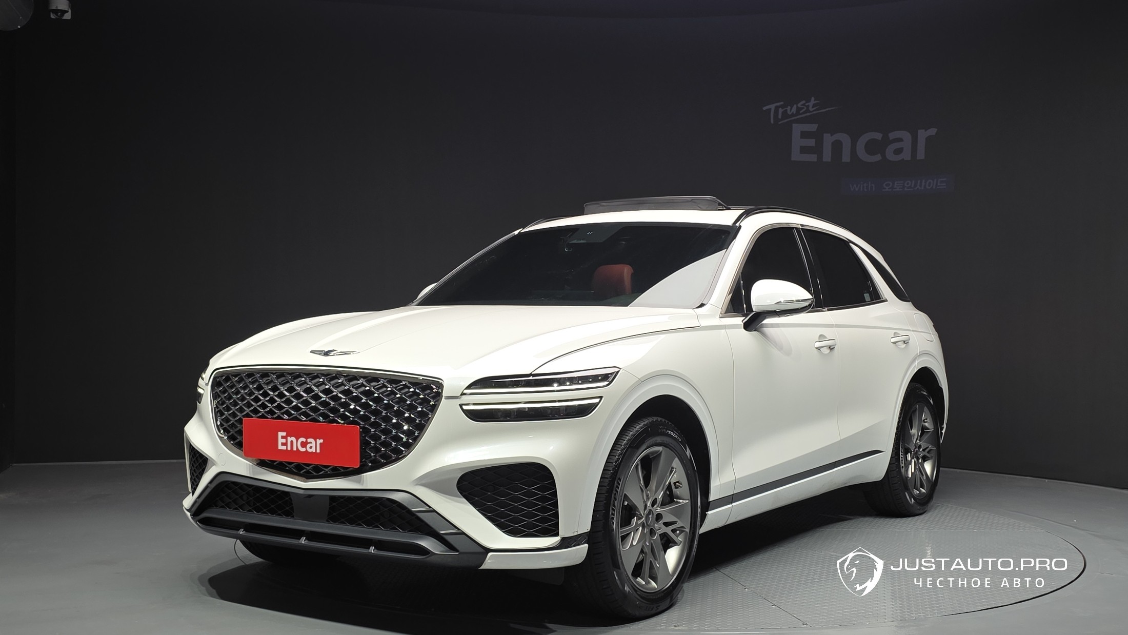 Автомобиль Genesis GV70