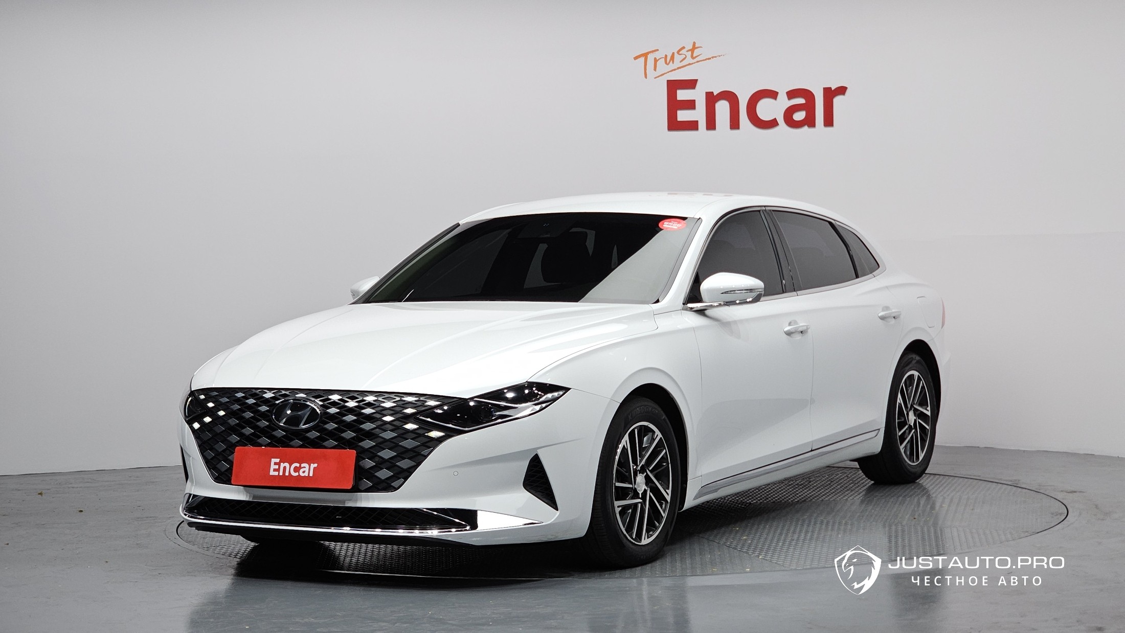 Автомобиль Hyundai Grandeur