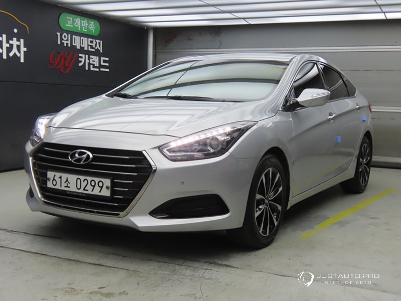 Автомобиль Hyundai i40