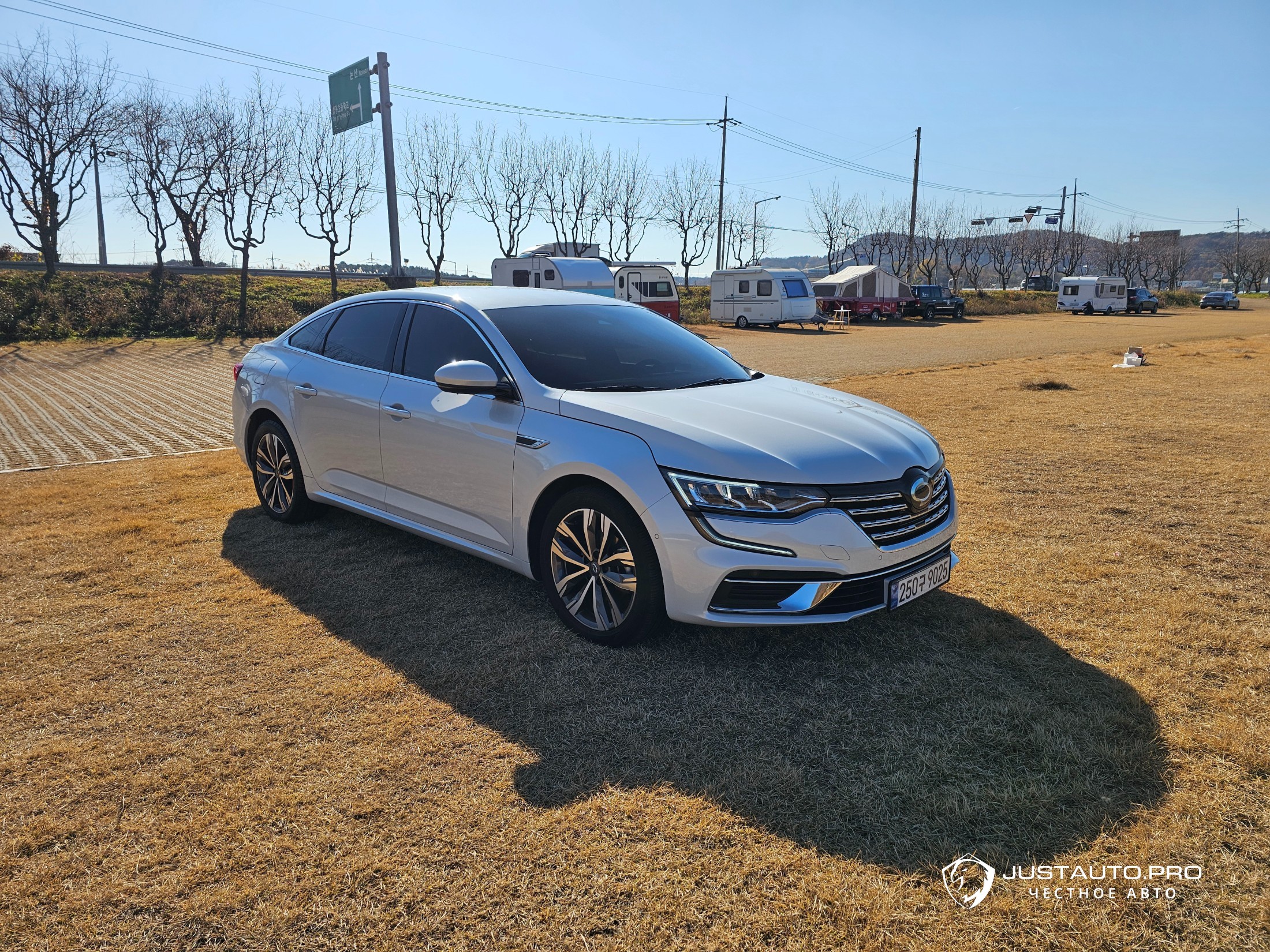Автомобиль Renault-KoreaSamsung SM6