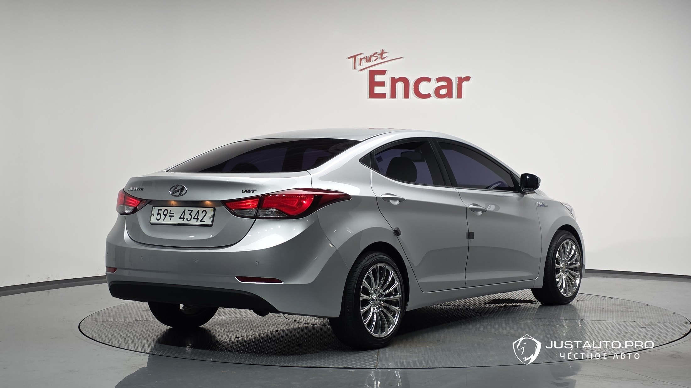 Автомобиль Hyundai AVANTE