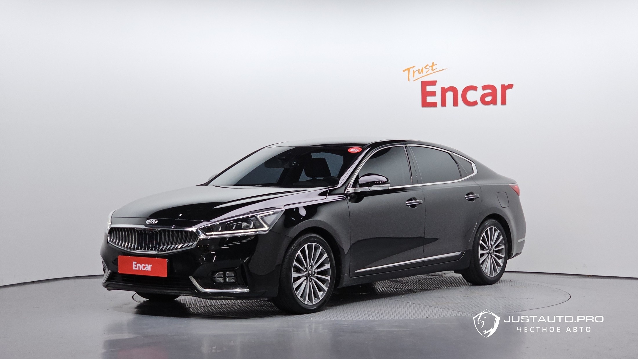 Автомобиль Kia K7