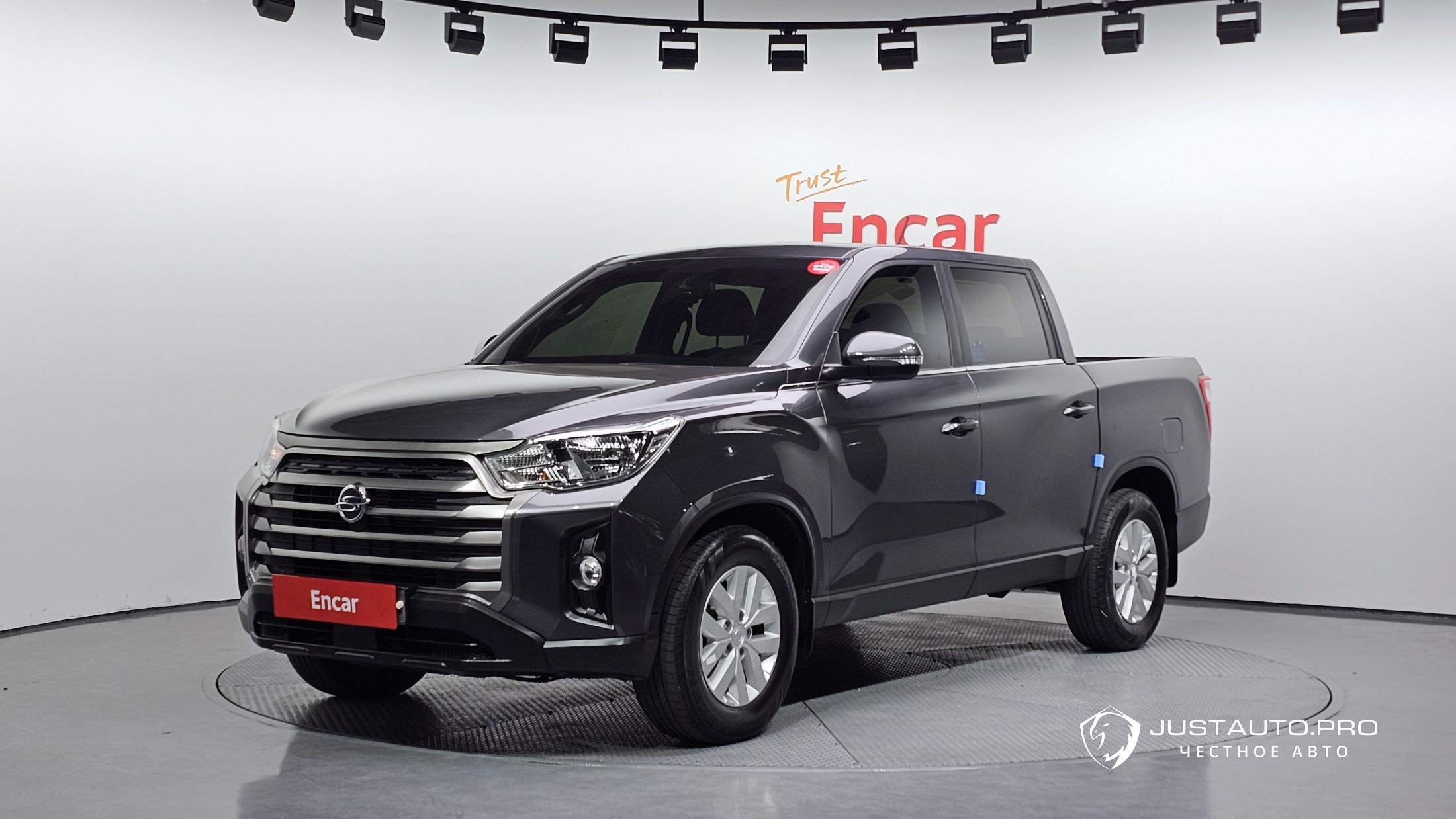 Автомобиль KG_Mobility_Ssangyong Rexton