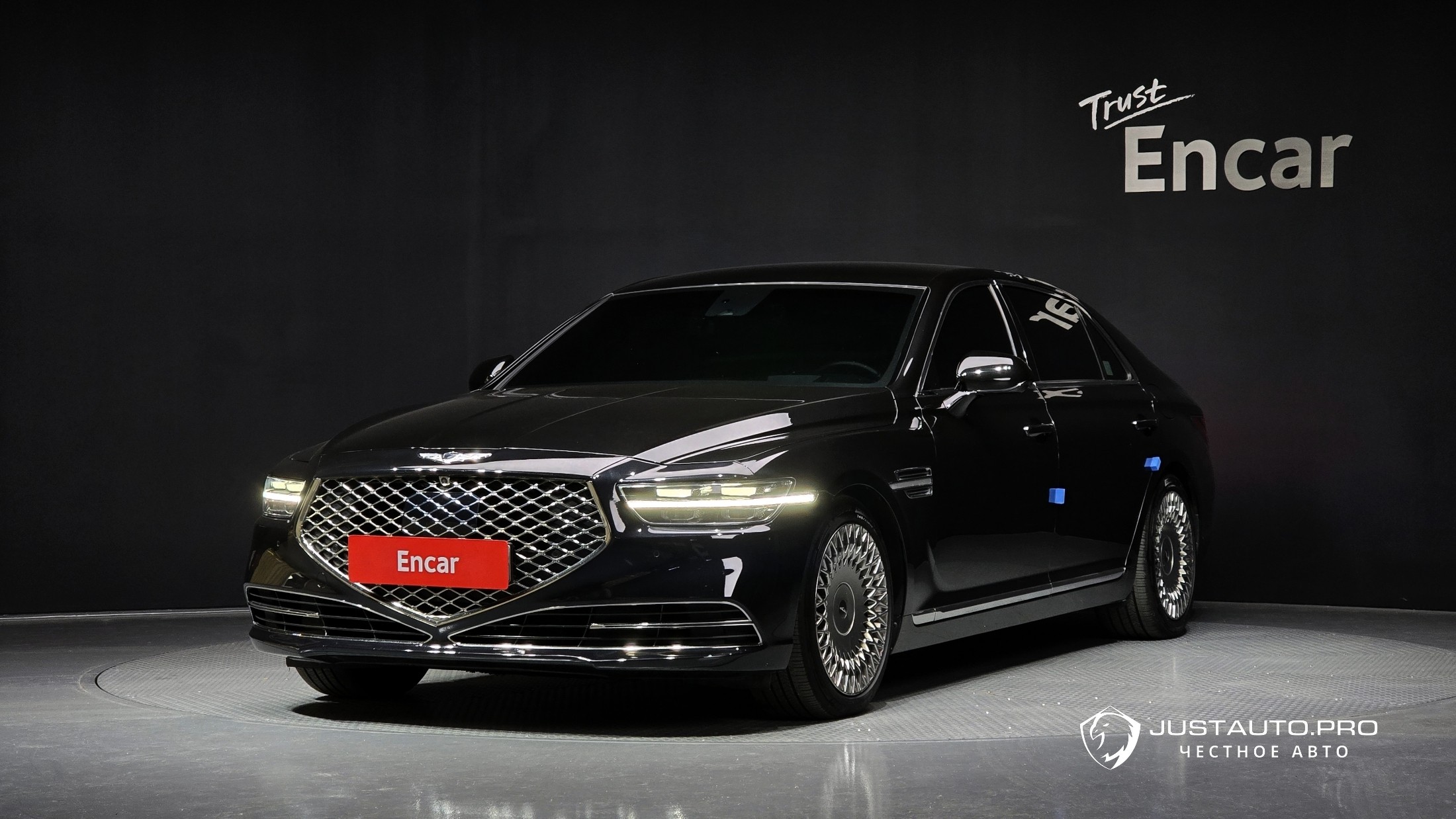 Автомобиль Genesis G90