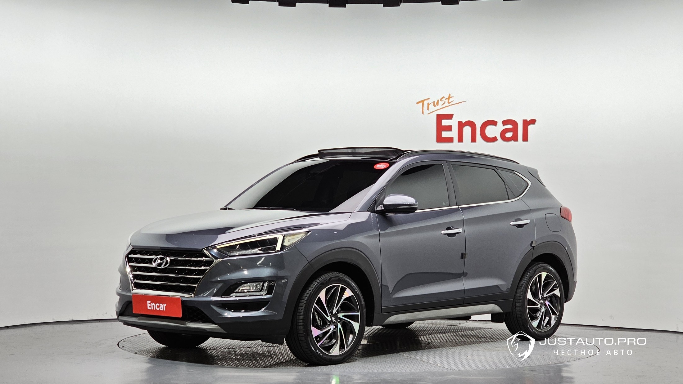 Автомобиль Hyundai Tucson